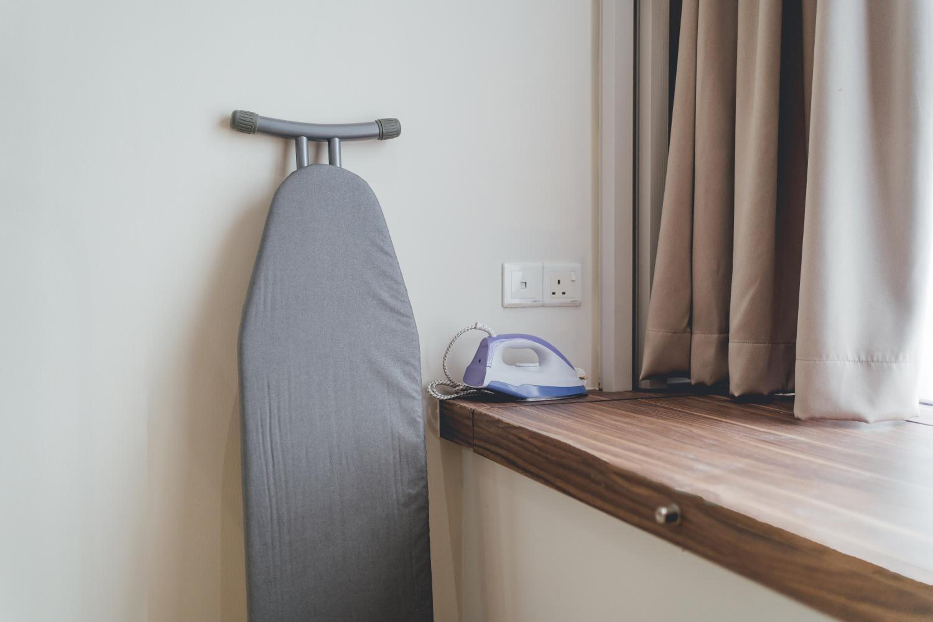 Bay Laurel Luxe HighFloor 2BR 4Pax Seaview by Our Stay