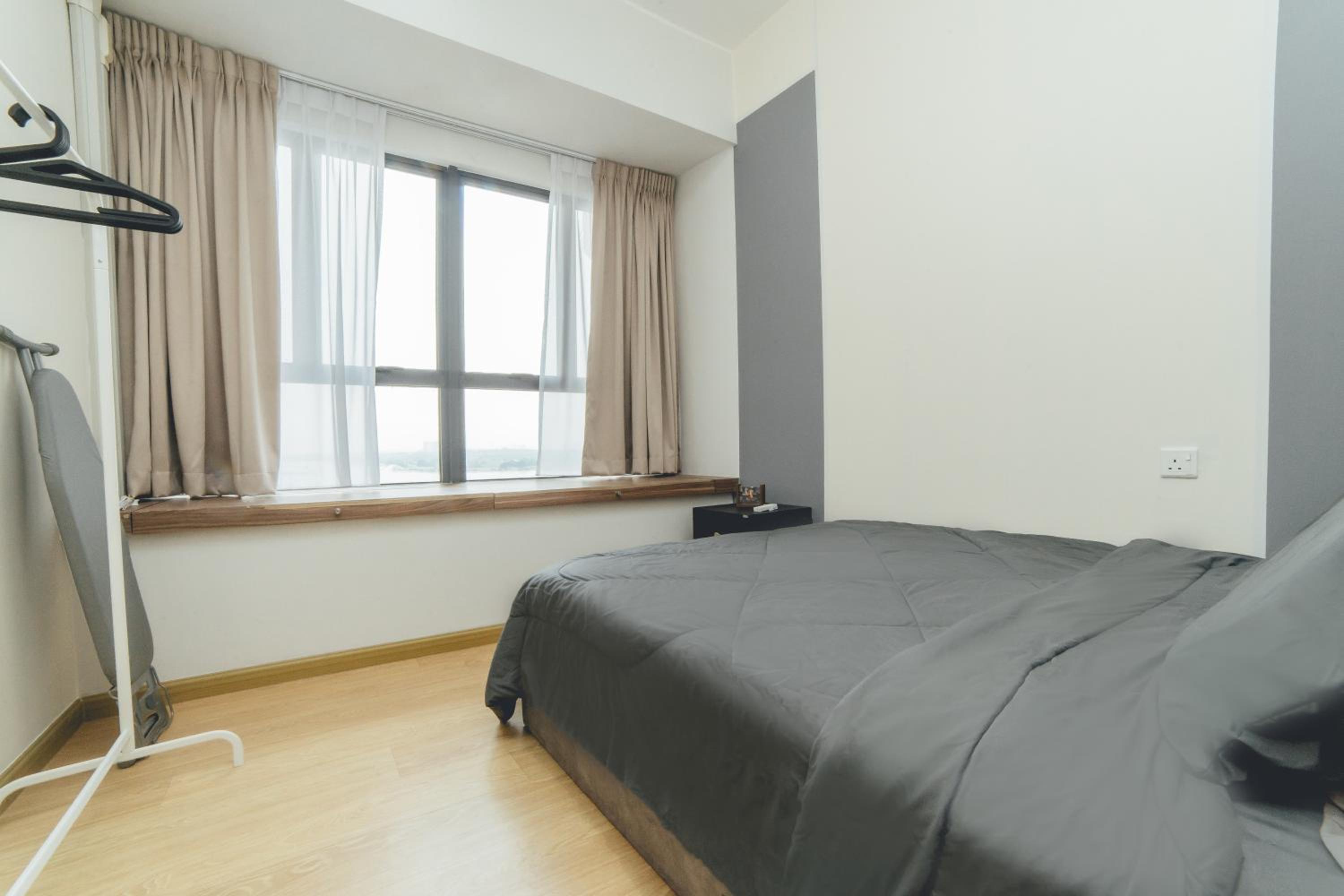 Bay Laurel Luxe HighFloor 2BR 4Pax Seaview by Our Stay