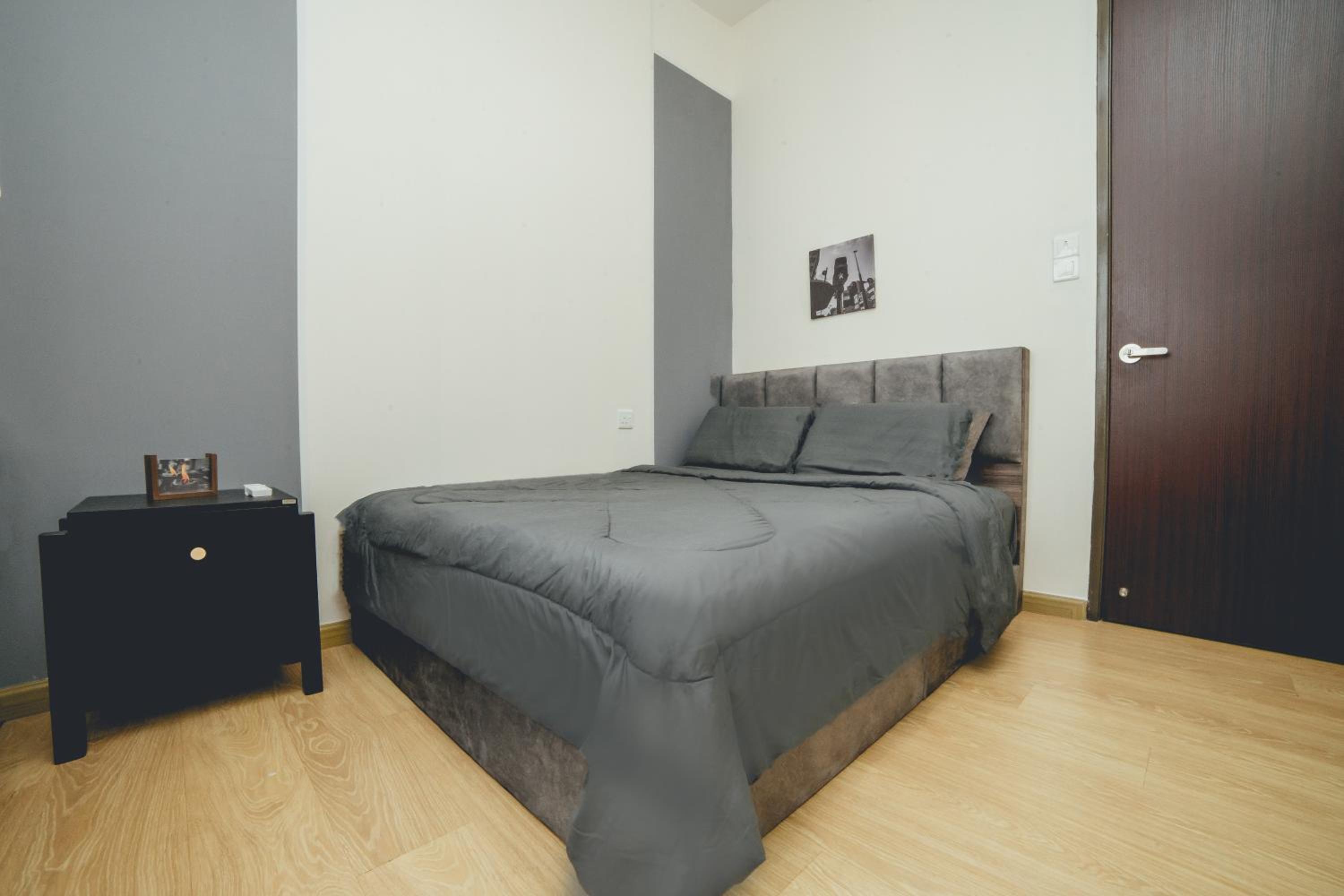 Bay Laurel Luxe HighFloor 2BR 4Pax Seaview by Our Stay