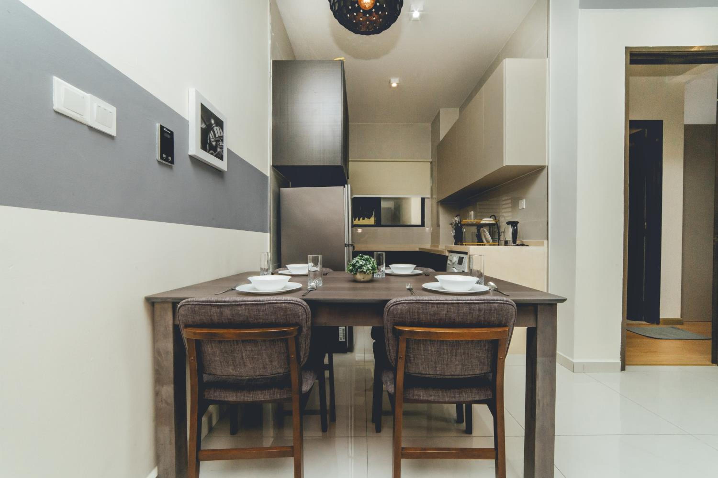 Bay Laurel Luxe HighFloor 2BR 4Pax Seaview by Our Stay