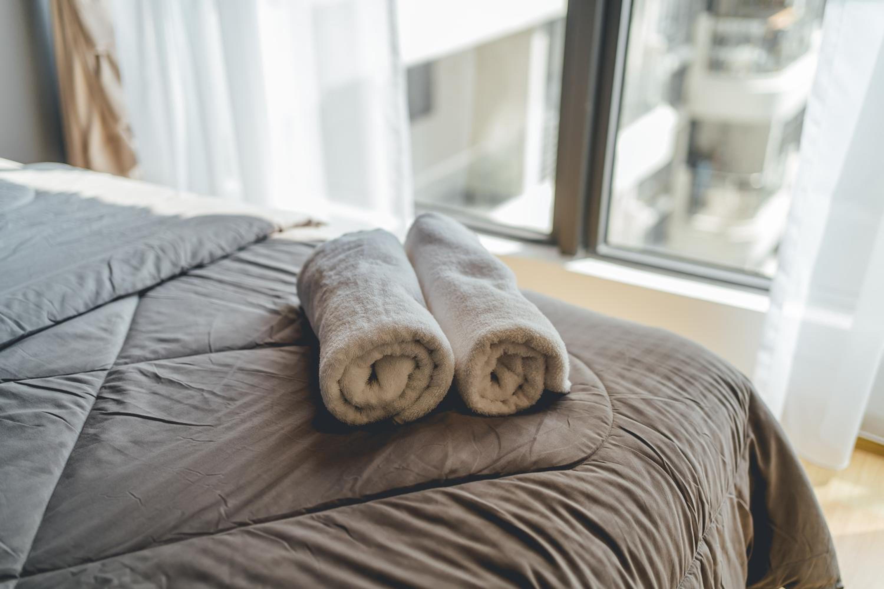 Bay Laurel Luxe HighFloor 2BR 4Pax Seaview by Our Stay