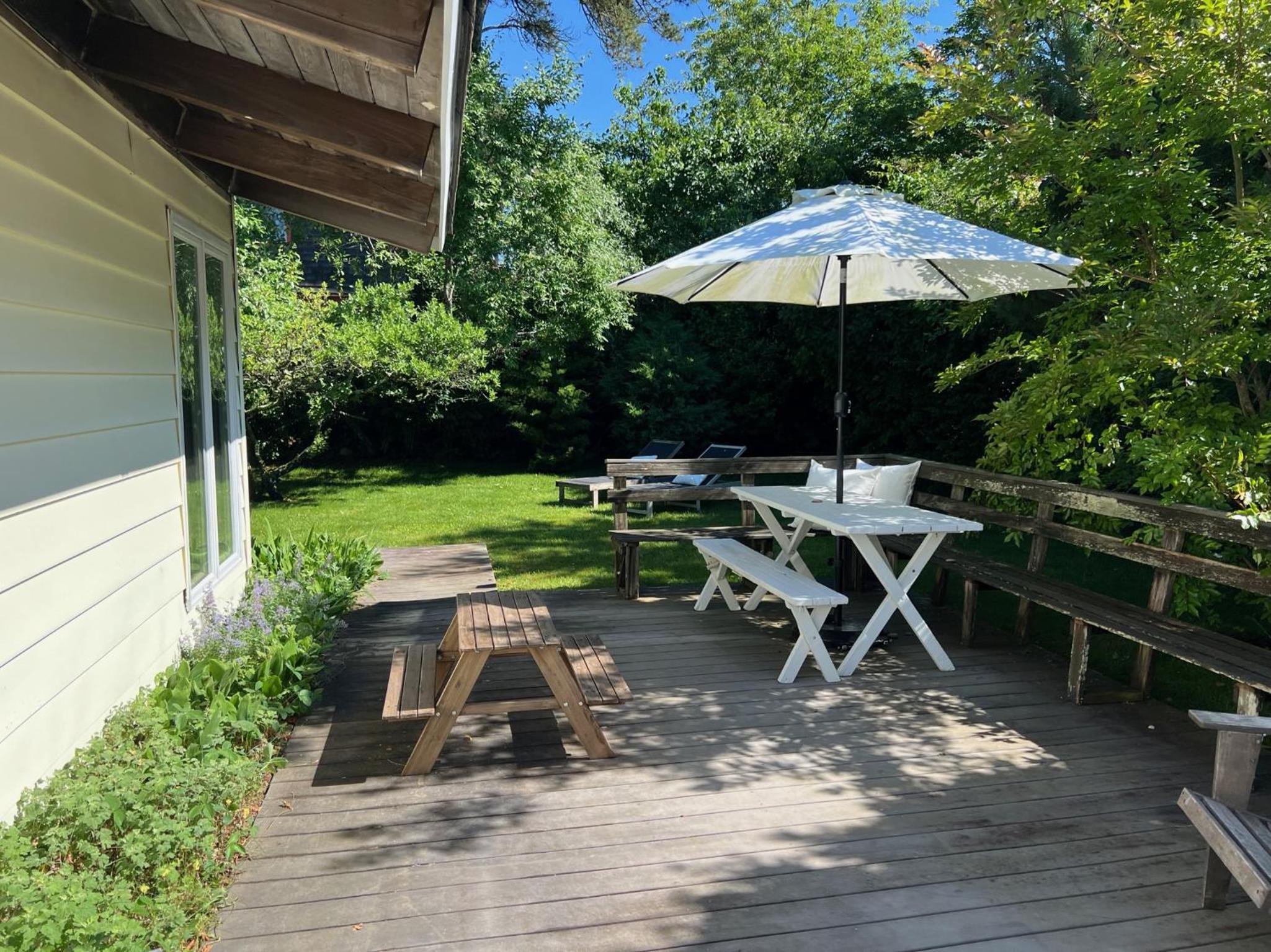 Walk To Beach - Bright, Pond-Facing 2BR Leisurama
