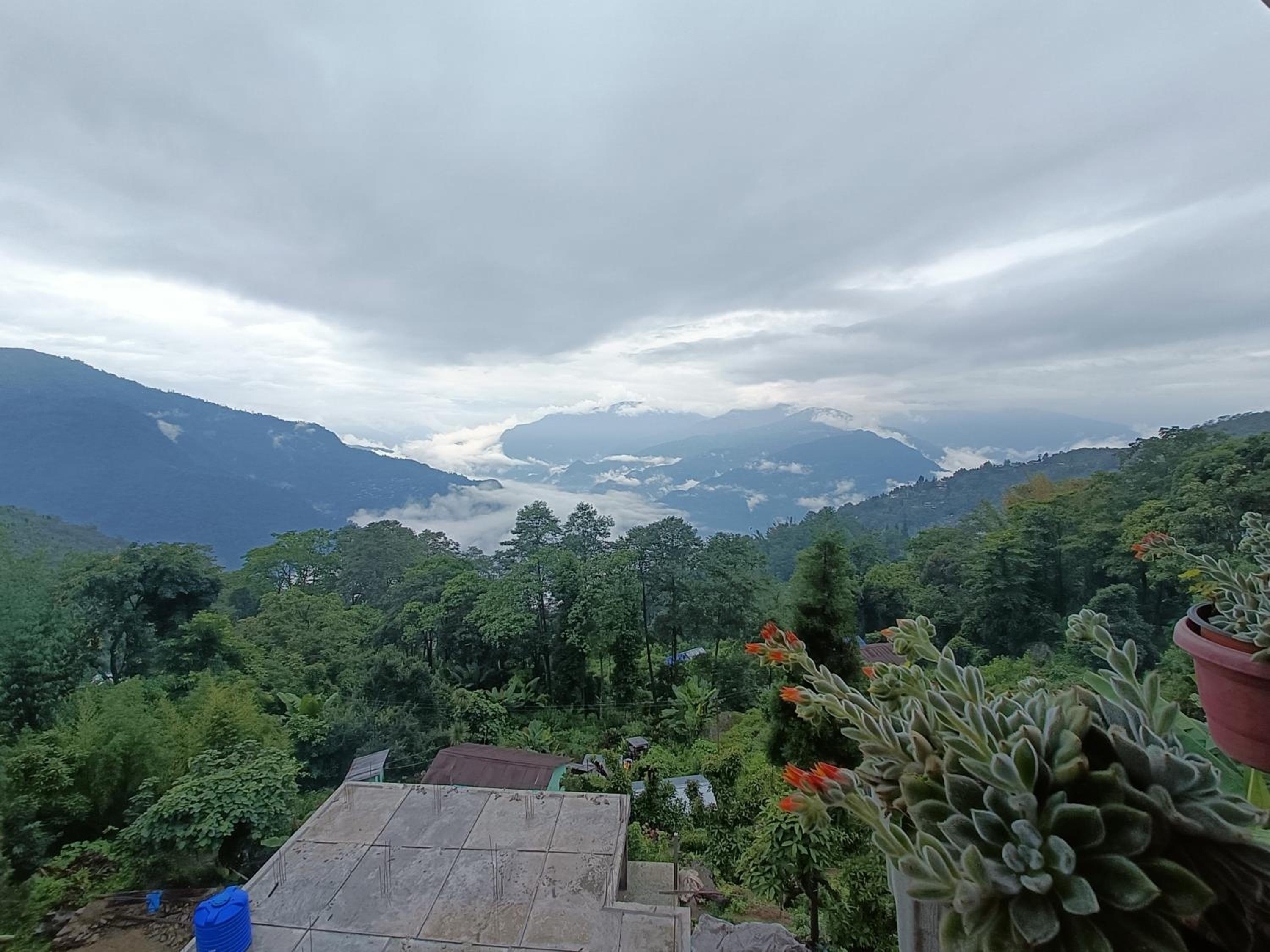 Sotang Homestay Ramdhura view 2