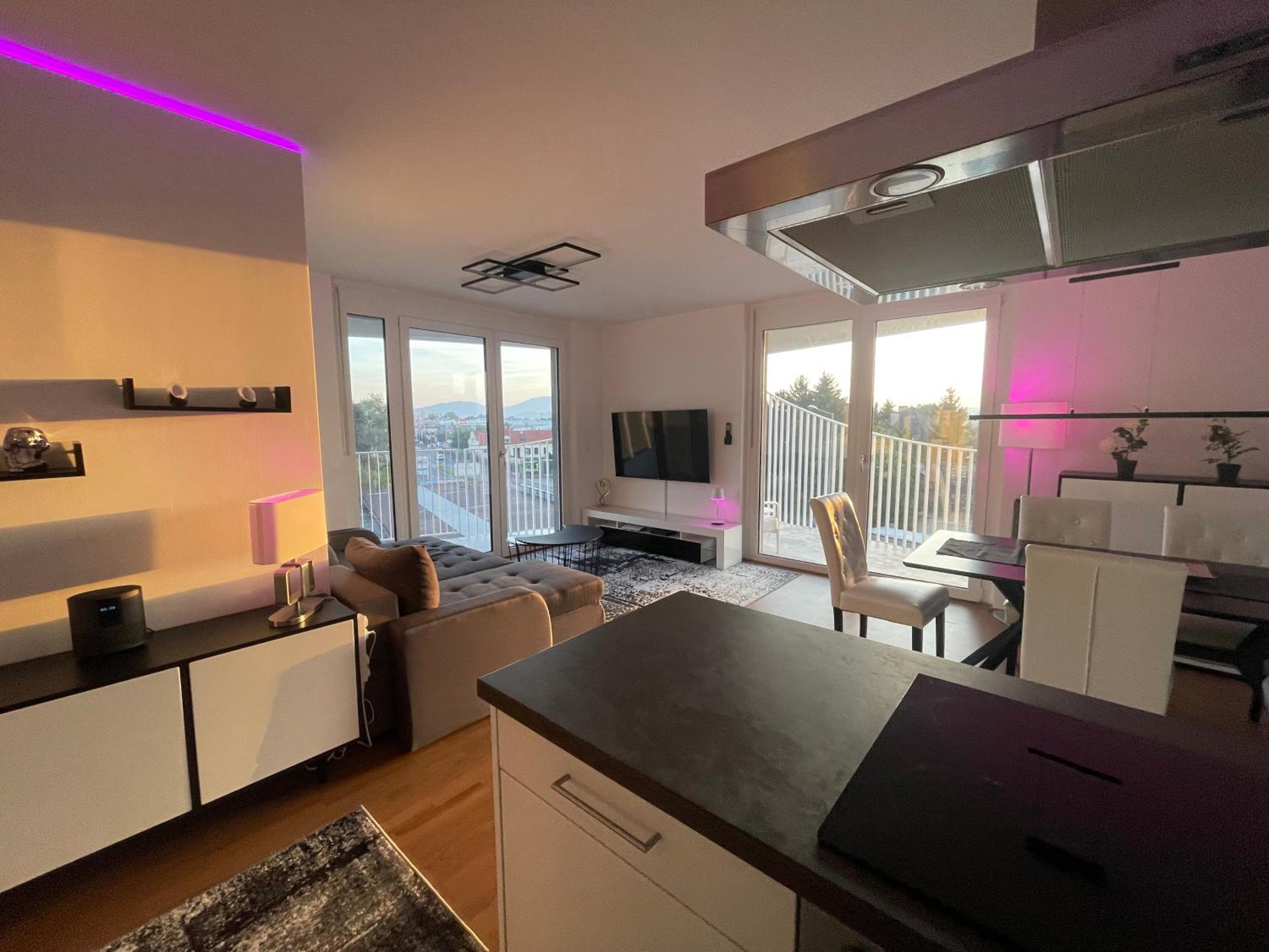 Luxusapartment mit 40 qm Terrasse, E-Parkplatz und Parkplatz