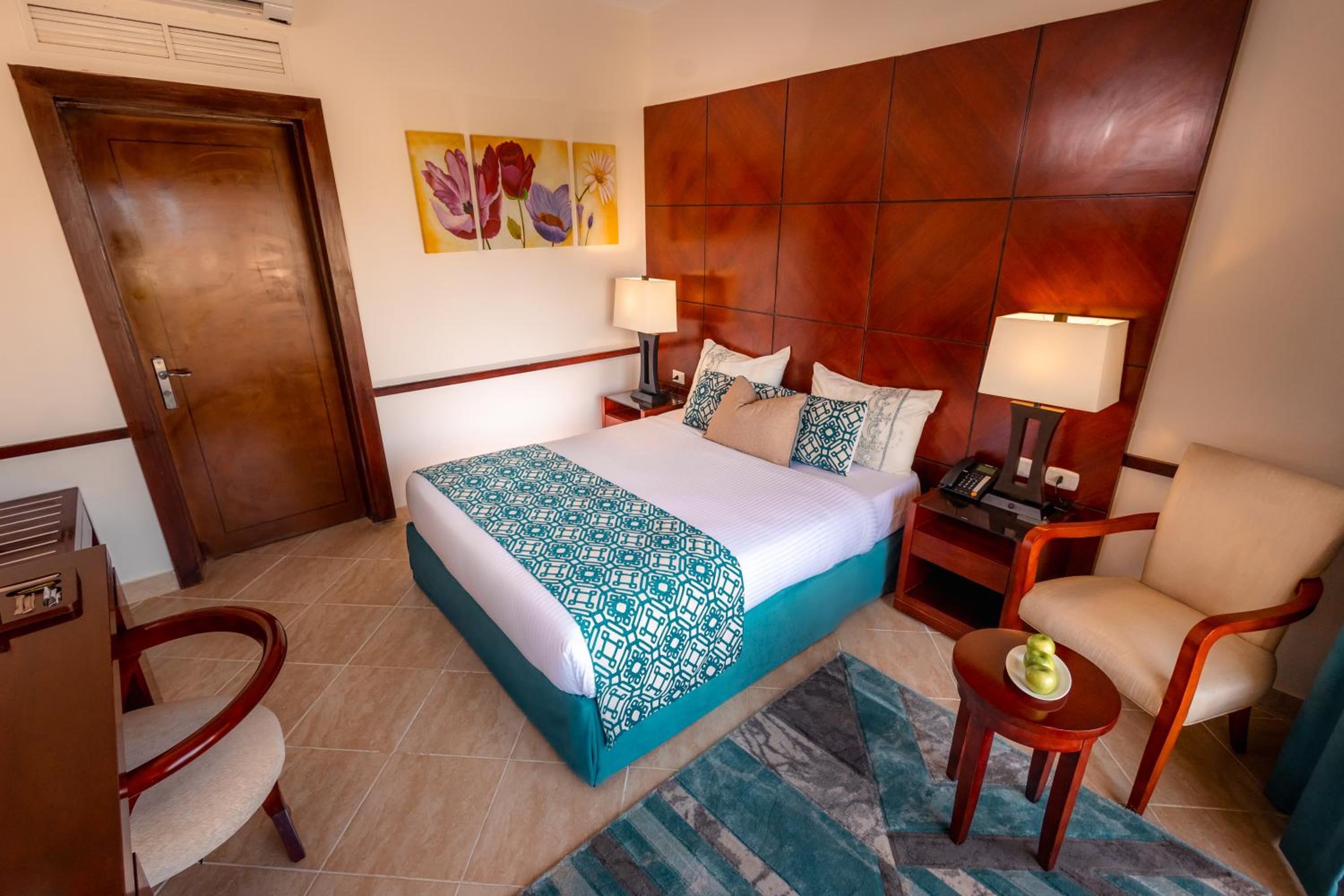 Grand Waha Resort
