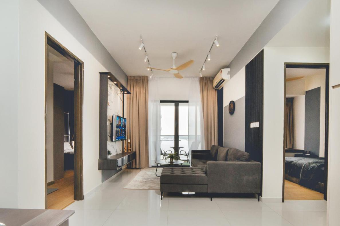Bay Laurel Luxe HighFloor 2BR 4Pax Seaview by Our Stay