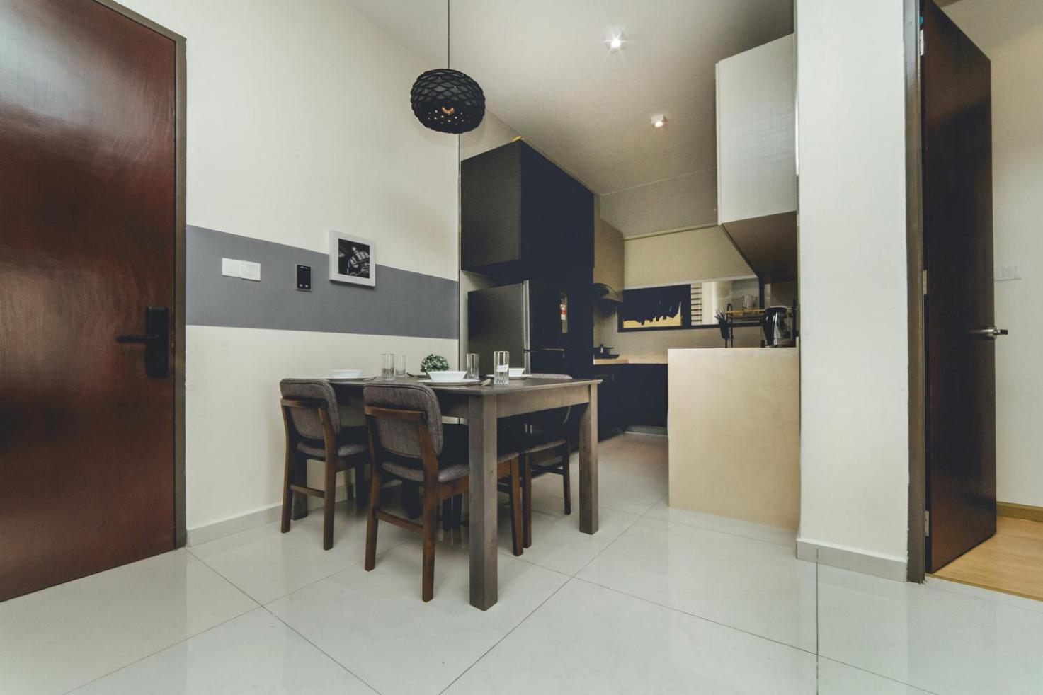 Bay Laurel Luxe HighFloor 2BR 4Pax Seaview by Our Stay