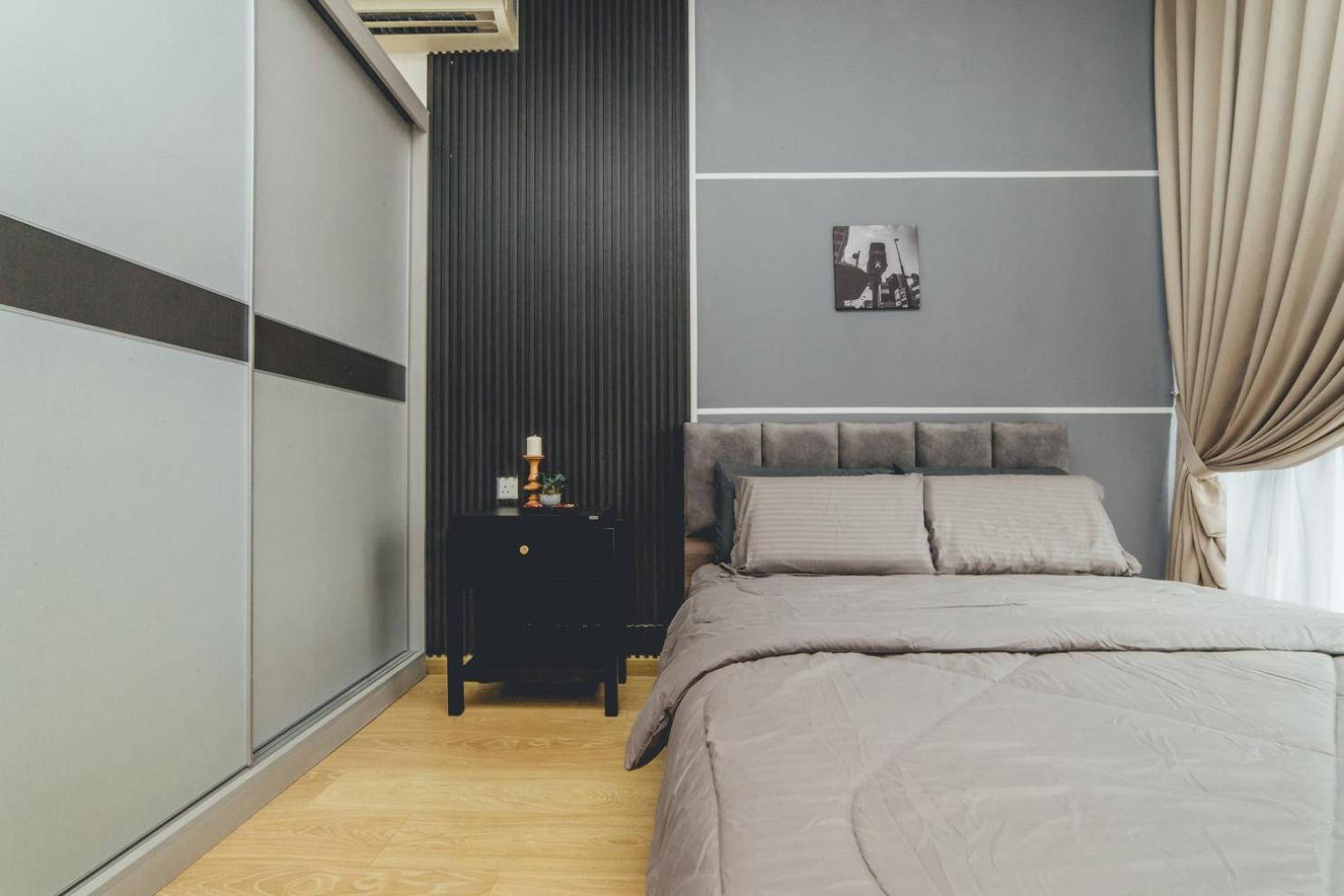 Bay Laurel Luxe HighFloor 2BR 4Pax Seaview by Our Stay