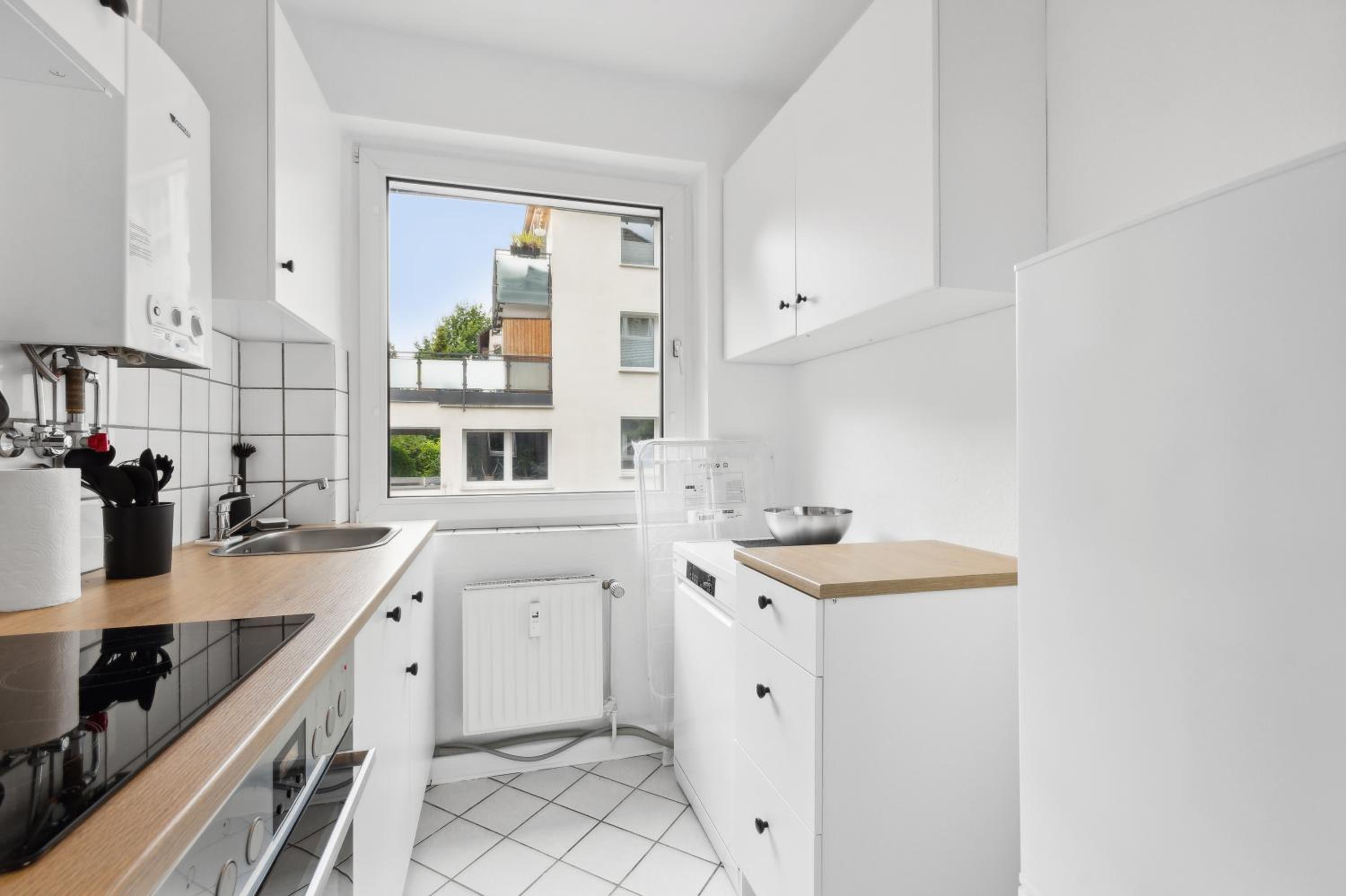 Modernes 3 Zimmer Apartment frisch saniert und möbliert