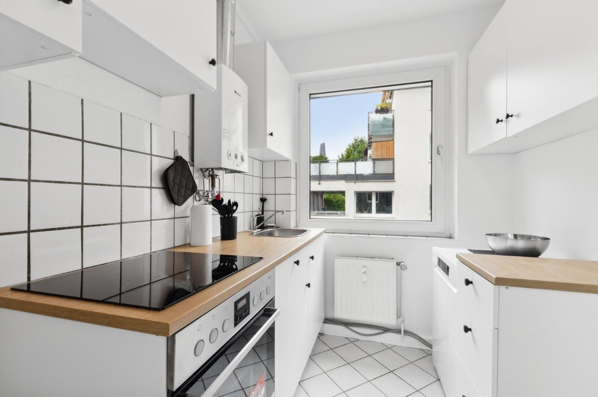 Modernes 3 Zimmer Apartment frisch saniert und möbliert