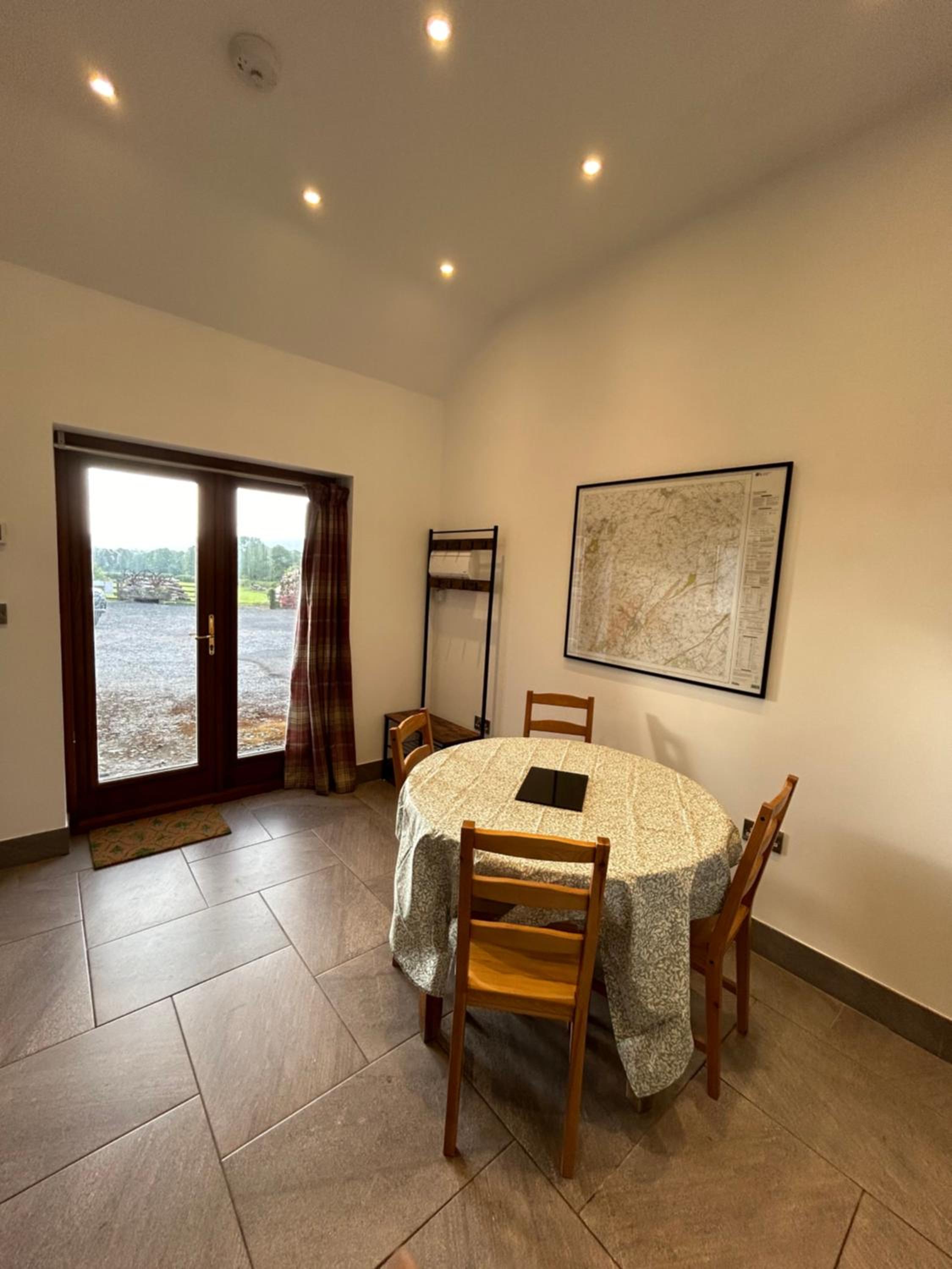Rural cottage in Shropshire Hills view 4