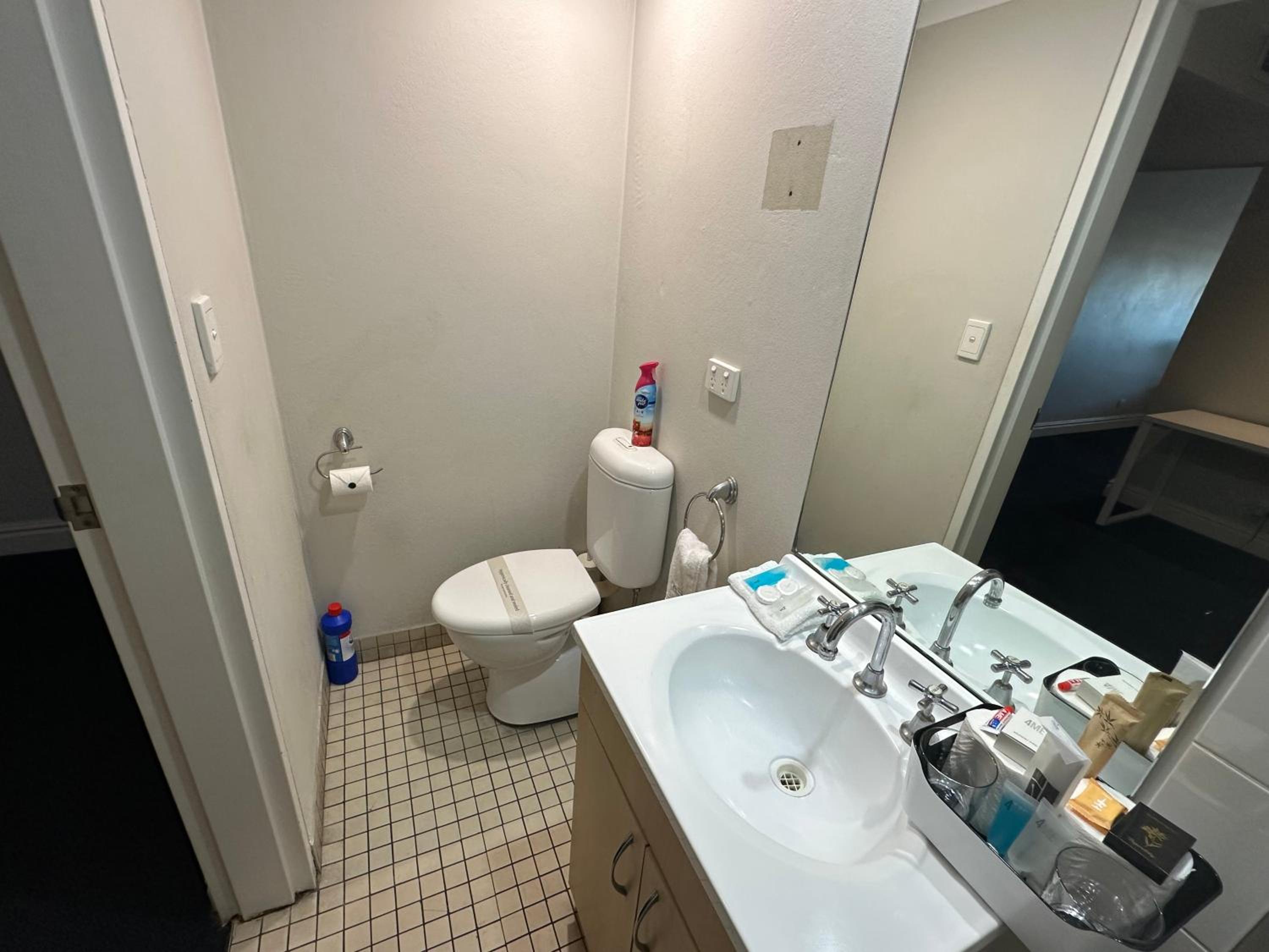 Sydney Airport Suites
