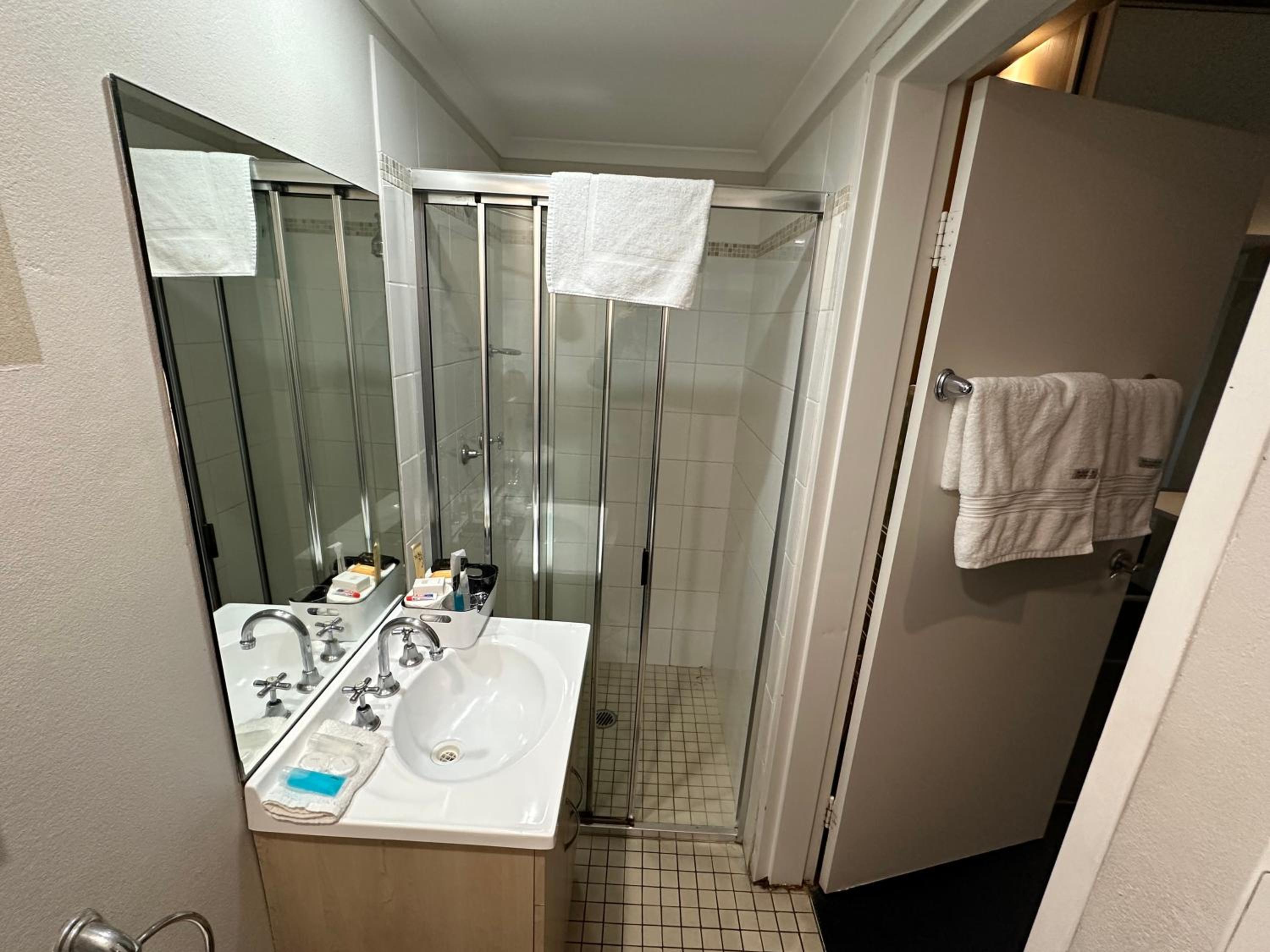 Sydney Airport Suites