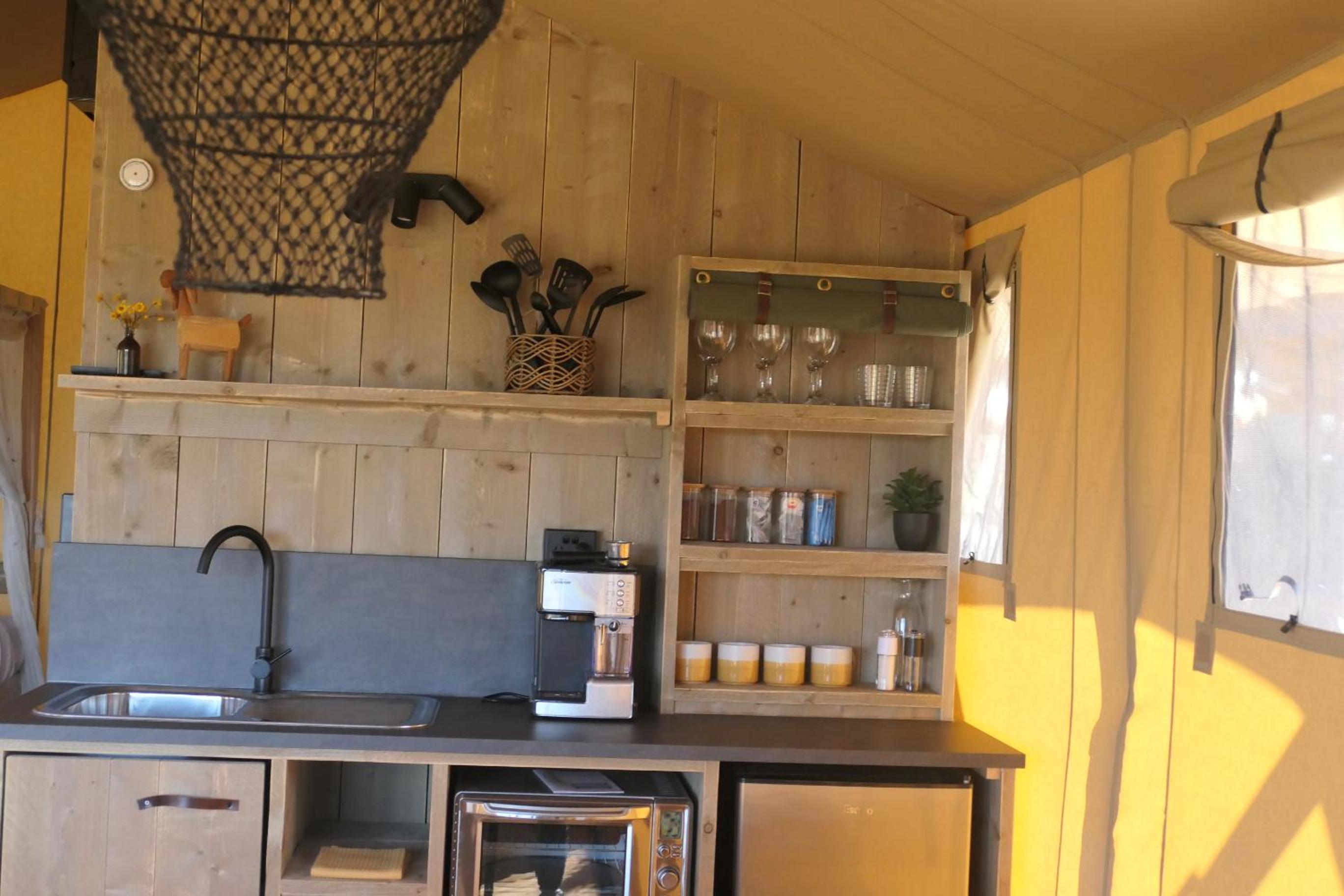 the YellowBoxWood Heathcote - Echidna Ridge and Emu Valley Tents x 2