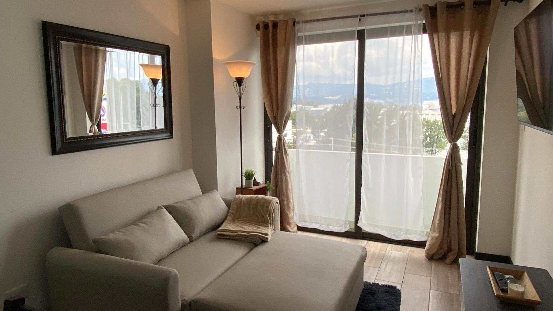 Petápolis 2 - Apartamento en el centro de la ciudad - Zona 12 de la Ciudad de Guatemala view 2