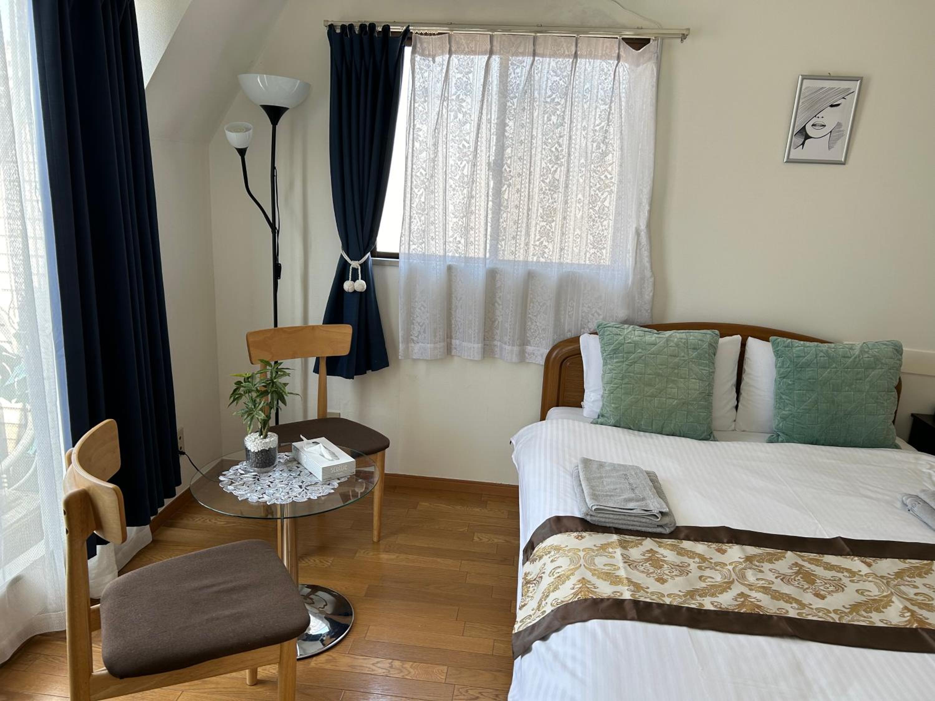 Uhome Ueno Hotel