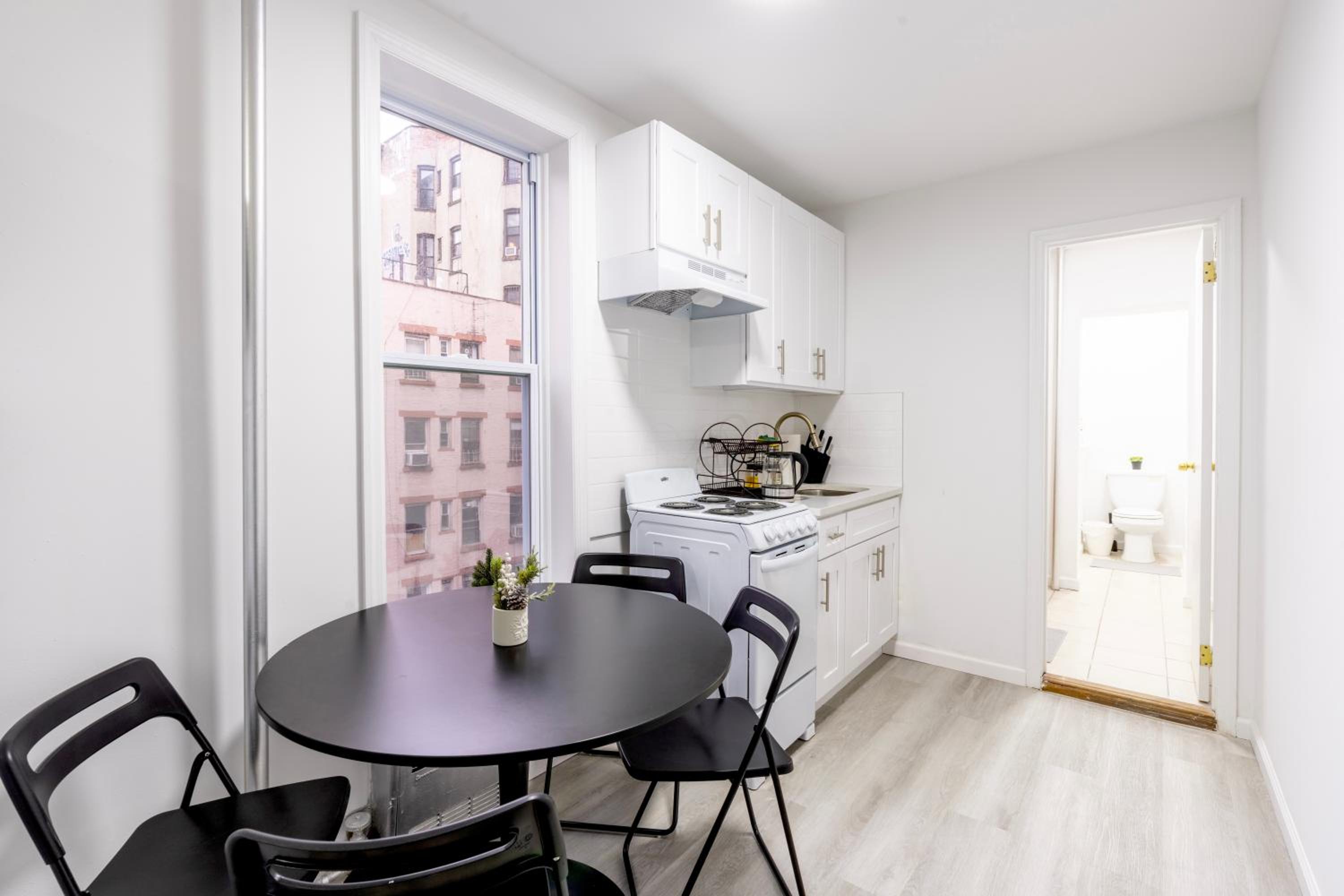 Homelike suites in the heart of China Town