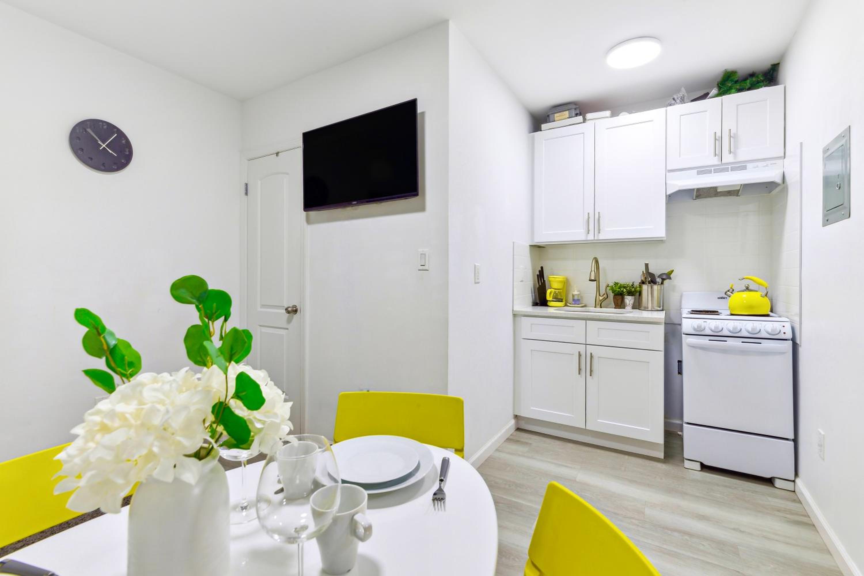 Homelike suites in the heart of China Town