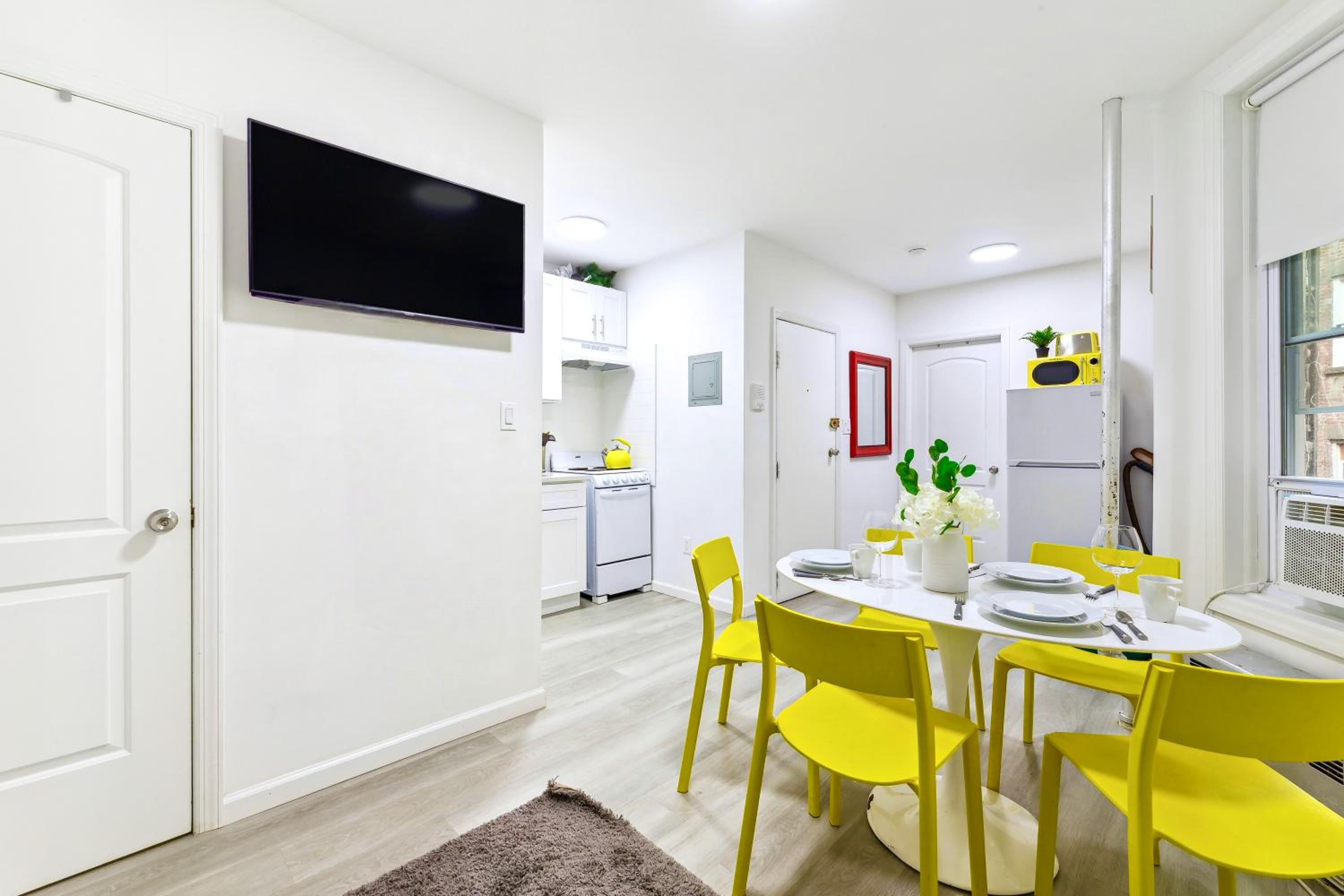 Homelike suites in the heart of China Town
