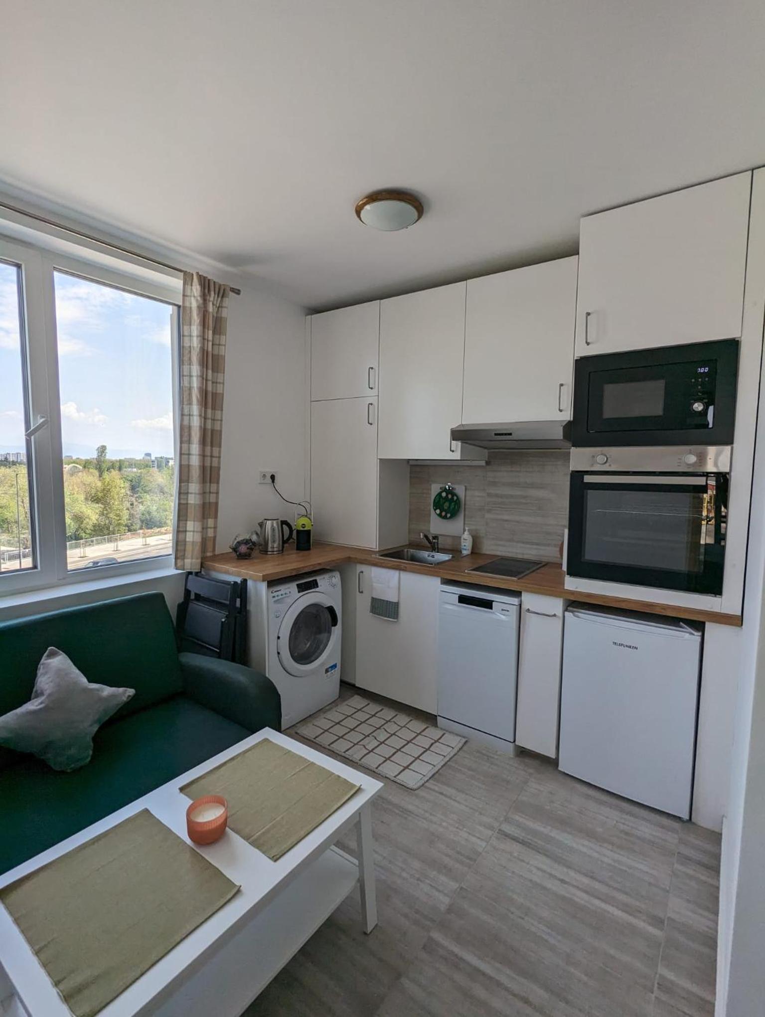 Reina Apartment- next to Sofia zoo and close to Mall Paradise