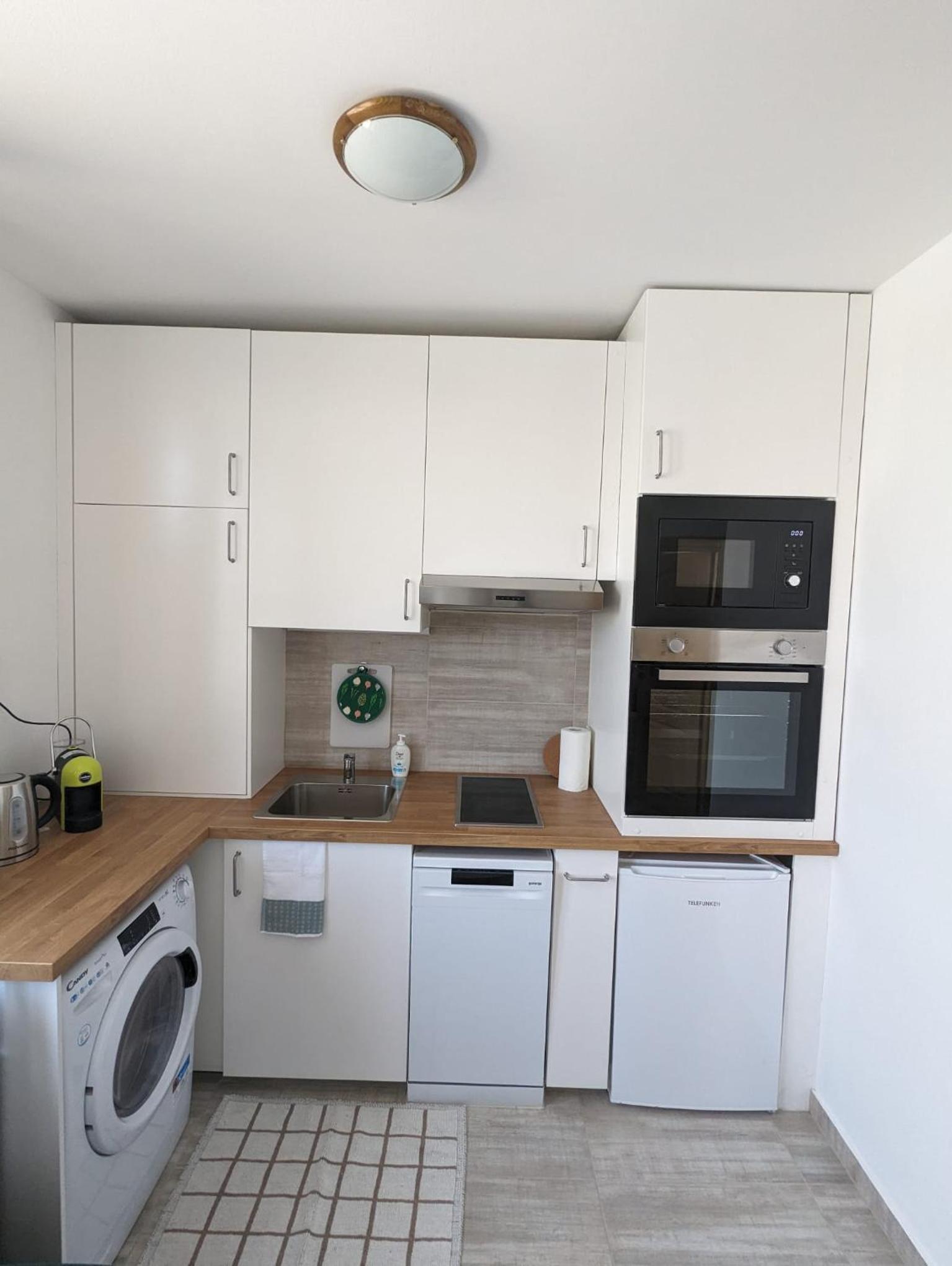 Reina Apartment- next to Sofia zoo and close to Mall Paradise