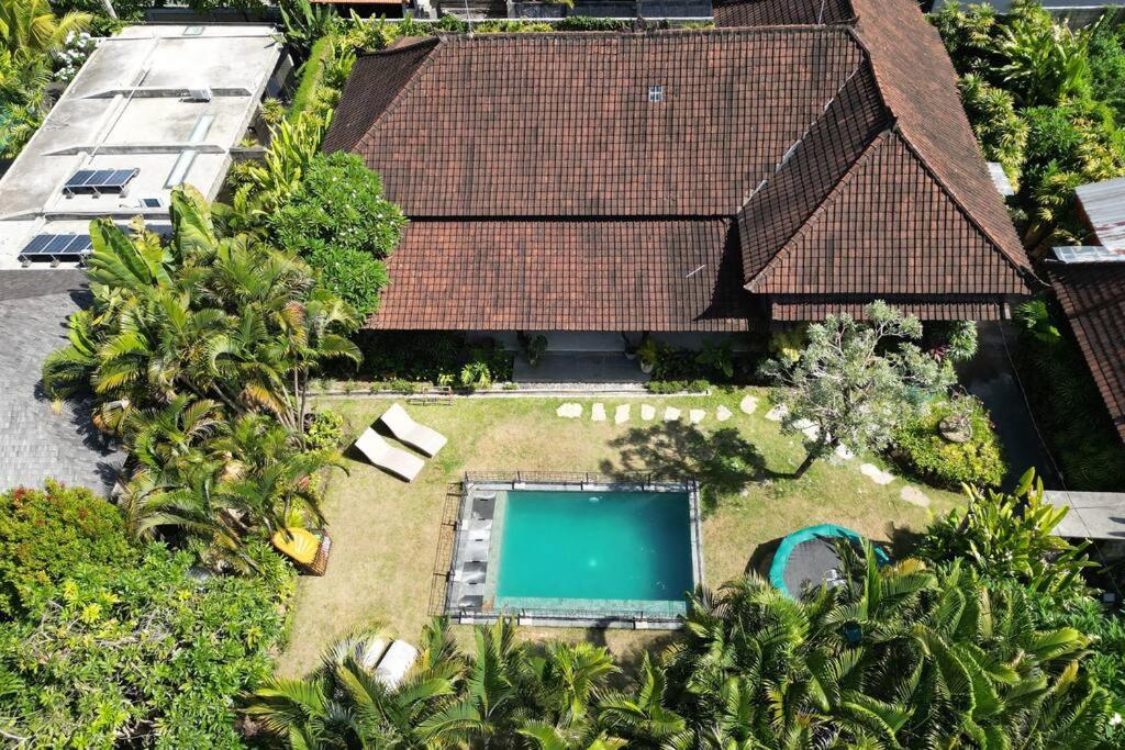 Tropische Bali 3BR Villa met Zwembad & Tram-poline view 3