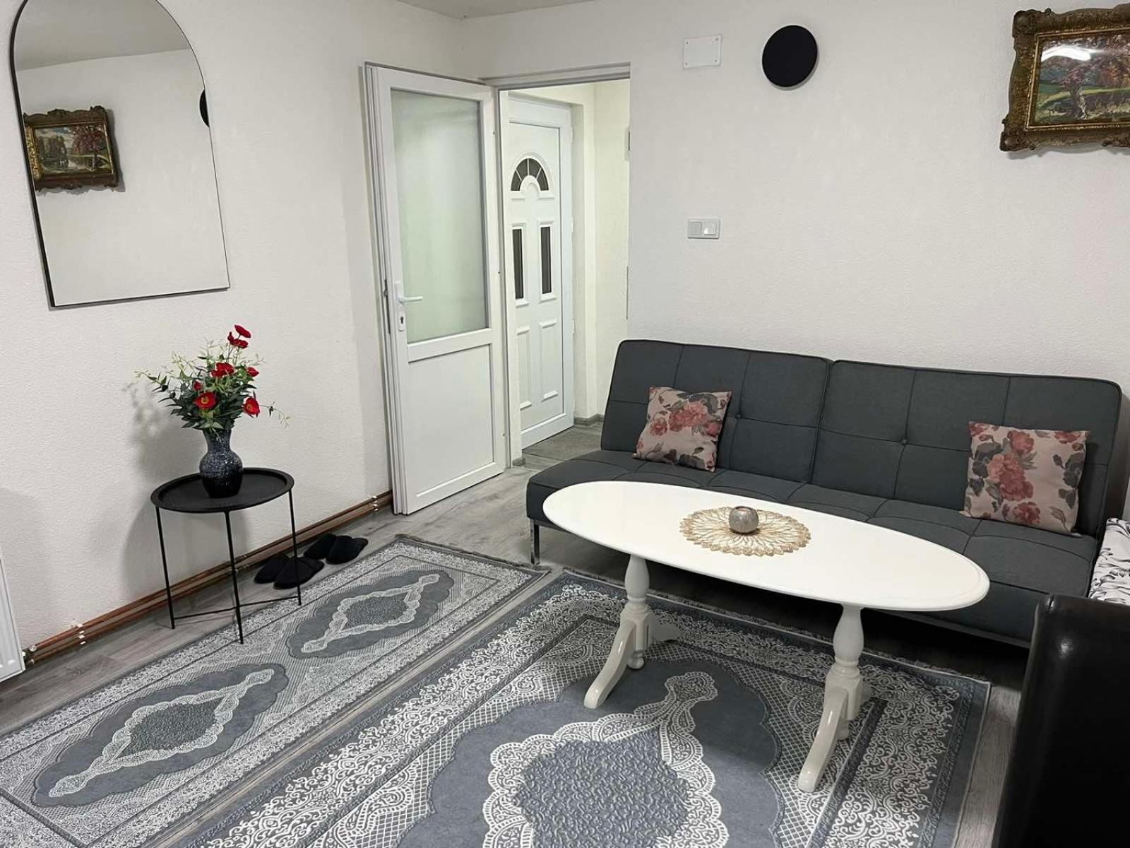 Apartman Royal sa GARAŽOM i KLIMOM