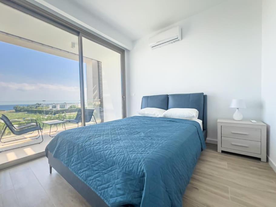 Azure Breeze Villa - Roof Garden & Sea Views