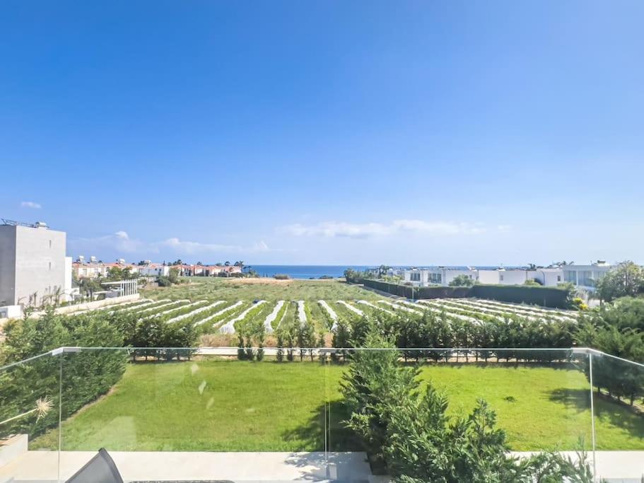 Azure Breeze Villa - Roof Garden & Sea Views