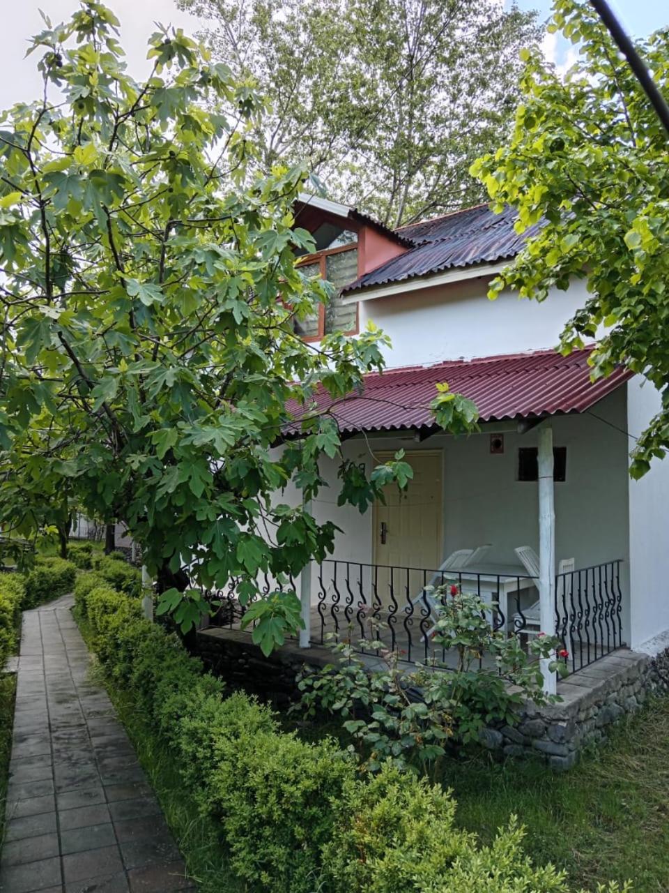 Gabala Semerana Riverside Hotel