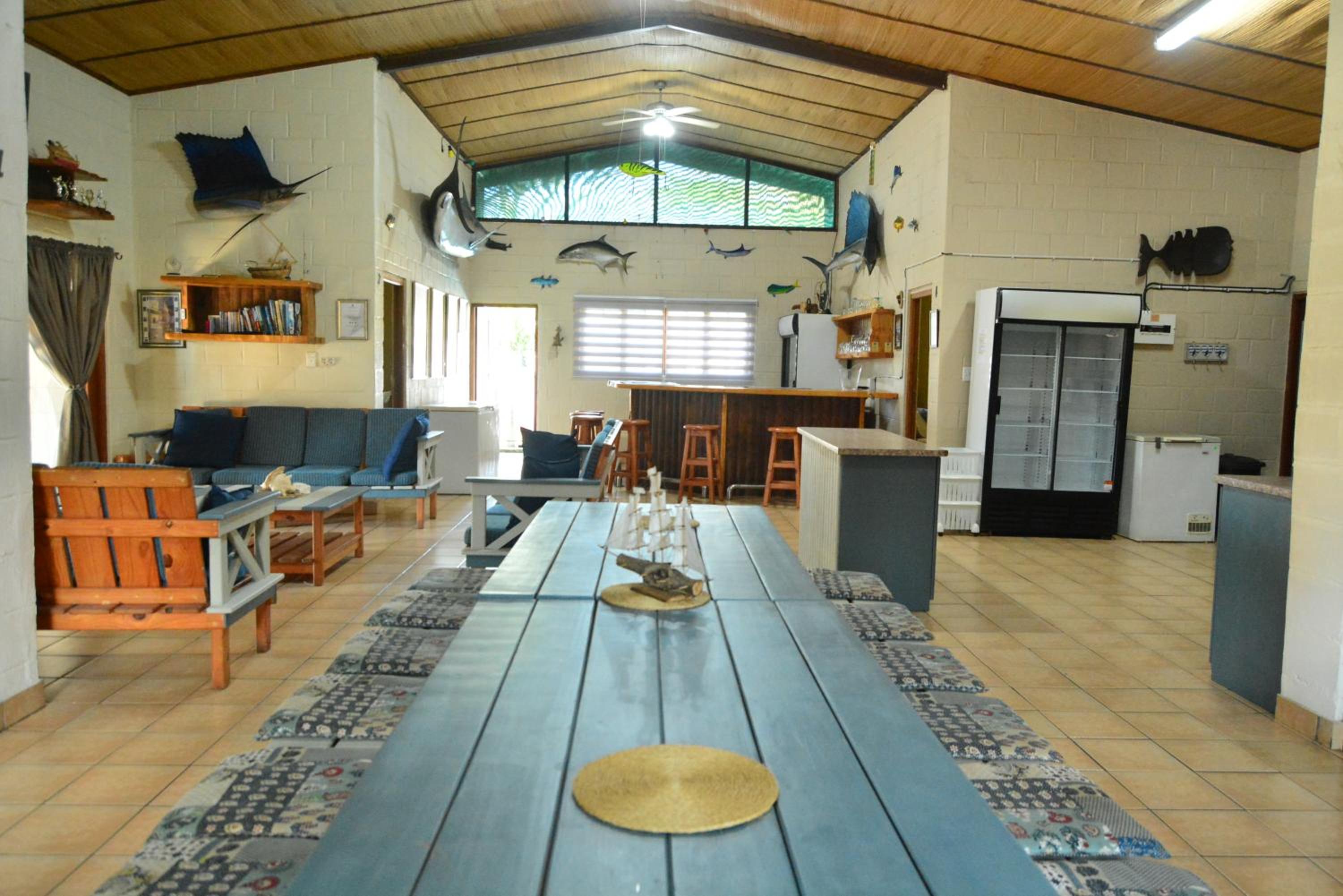 Seevarkie Guest House & Fishing Charter