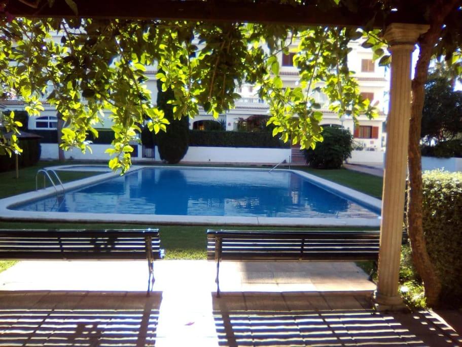 Amplio apartamento al lado del mar