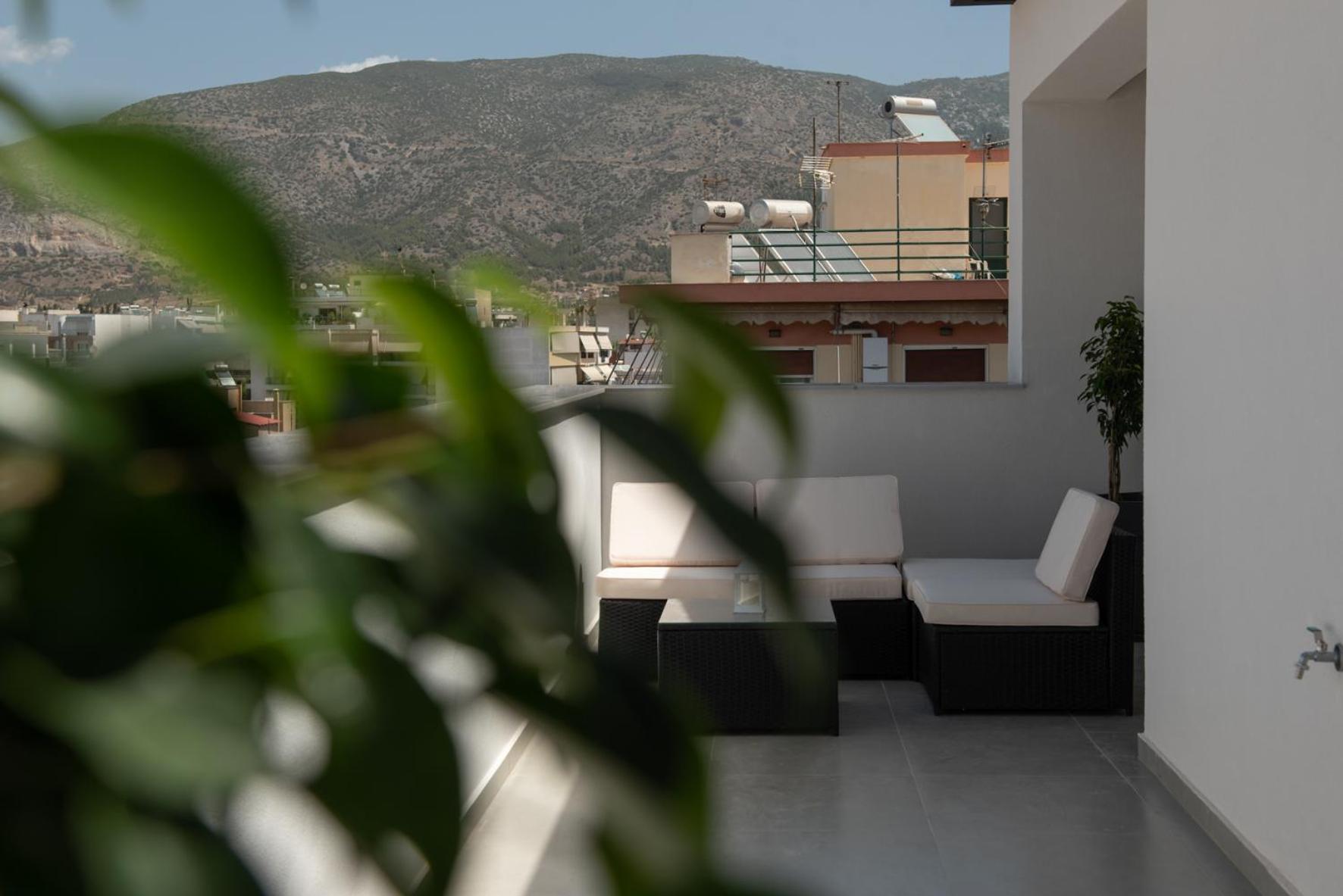 Karma Quality Living City Center with PRIVATE PARKING view 4