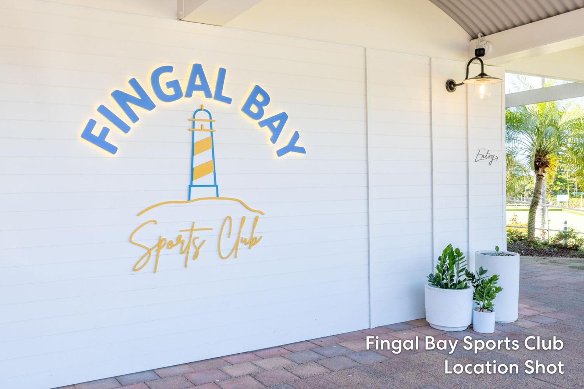 Fingal on Whitesands 1 12 Whitesands Road all on ground level with air con wifi and boat parking