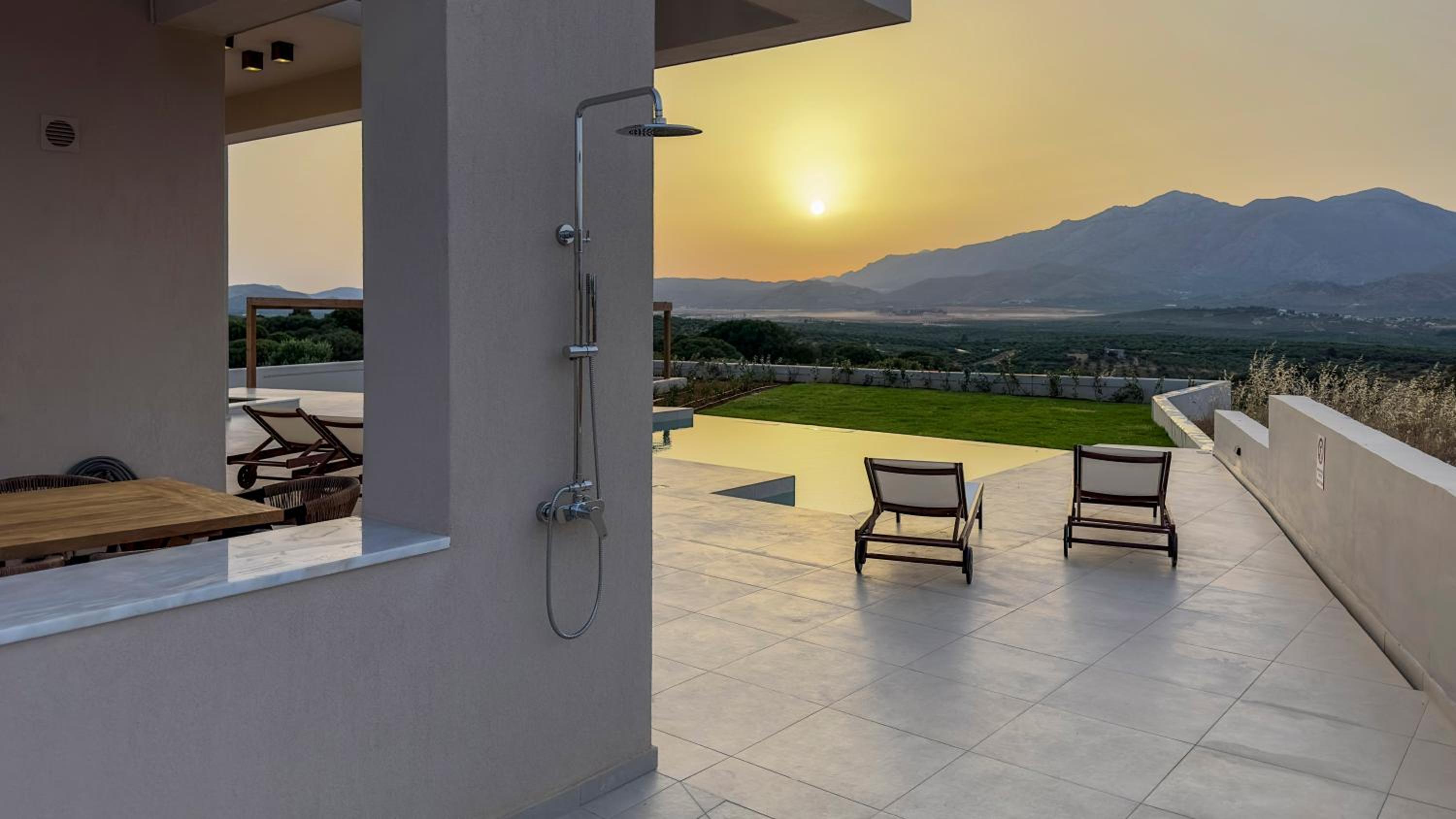 BLUE SKY Luxury Villas in Arkalochori - 4BD Villas with Private Pools, photo 18
