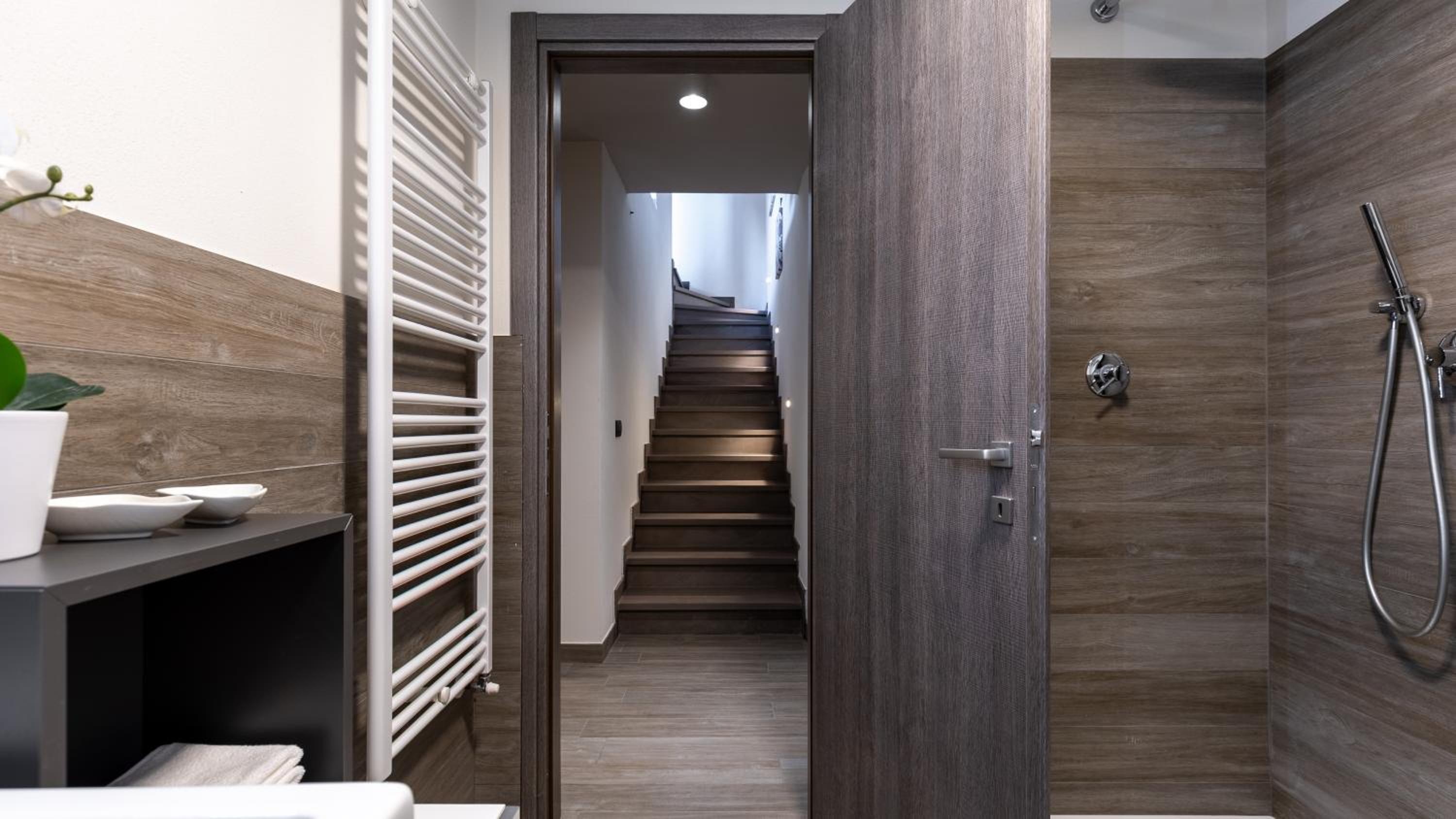 VILLA DADA 10, Emma Villas view 2