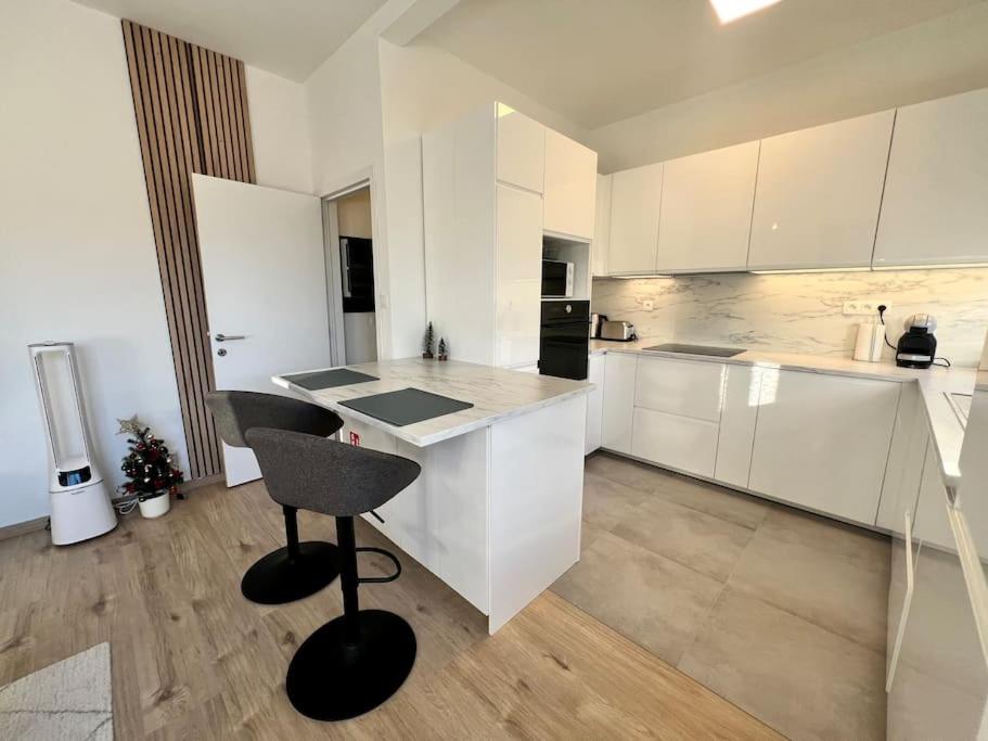 Modern Business Flat - Courts et moyens séjours