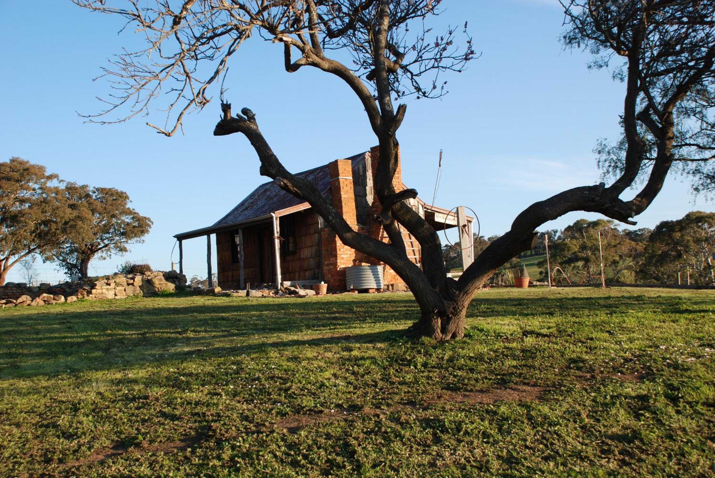 Mancuso Country Cottage Retreat