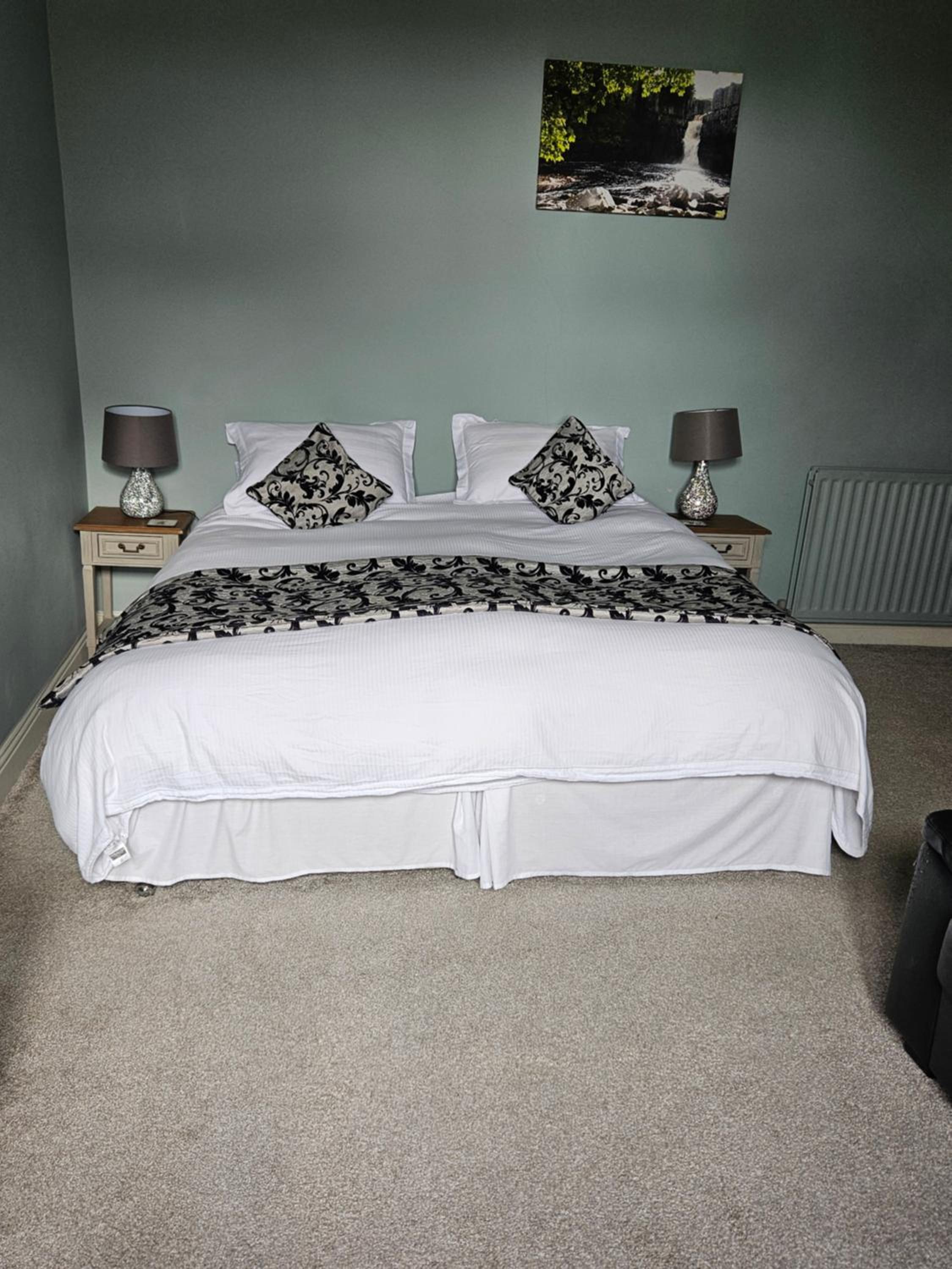 2 Stanhope Hall B&B
