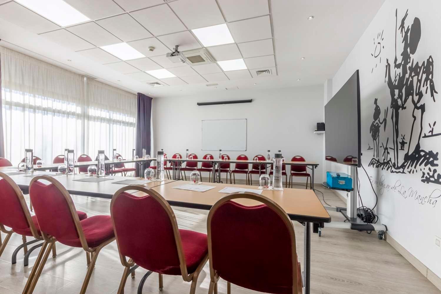 Alcala De Henares Vacations - Travelodge Madrid Alcala de Henares - Property Image 4