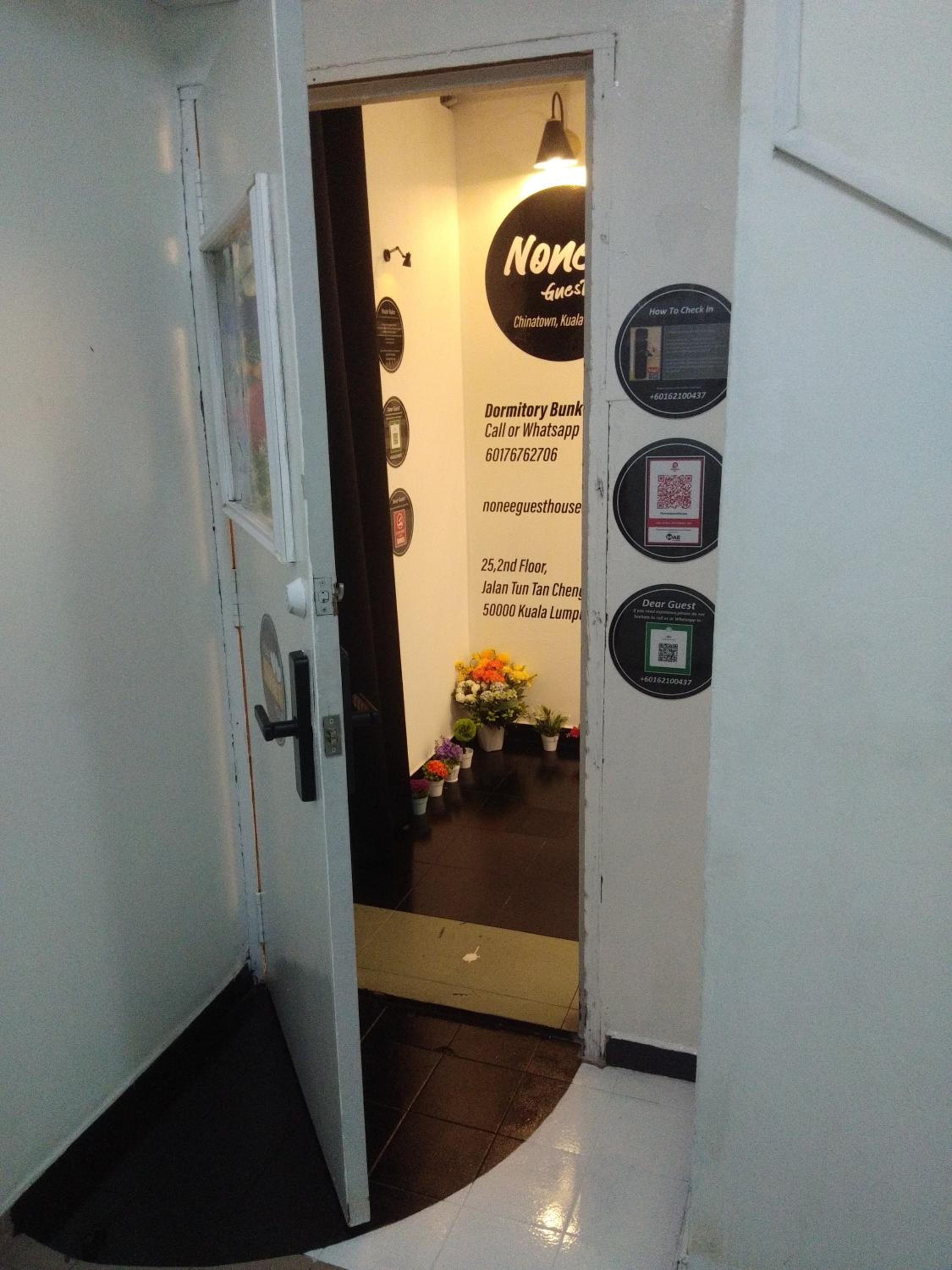 Nonee Guesthouse