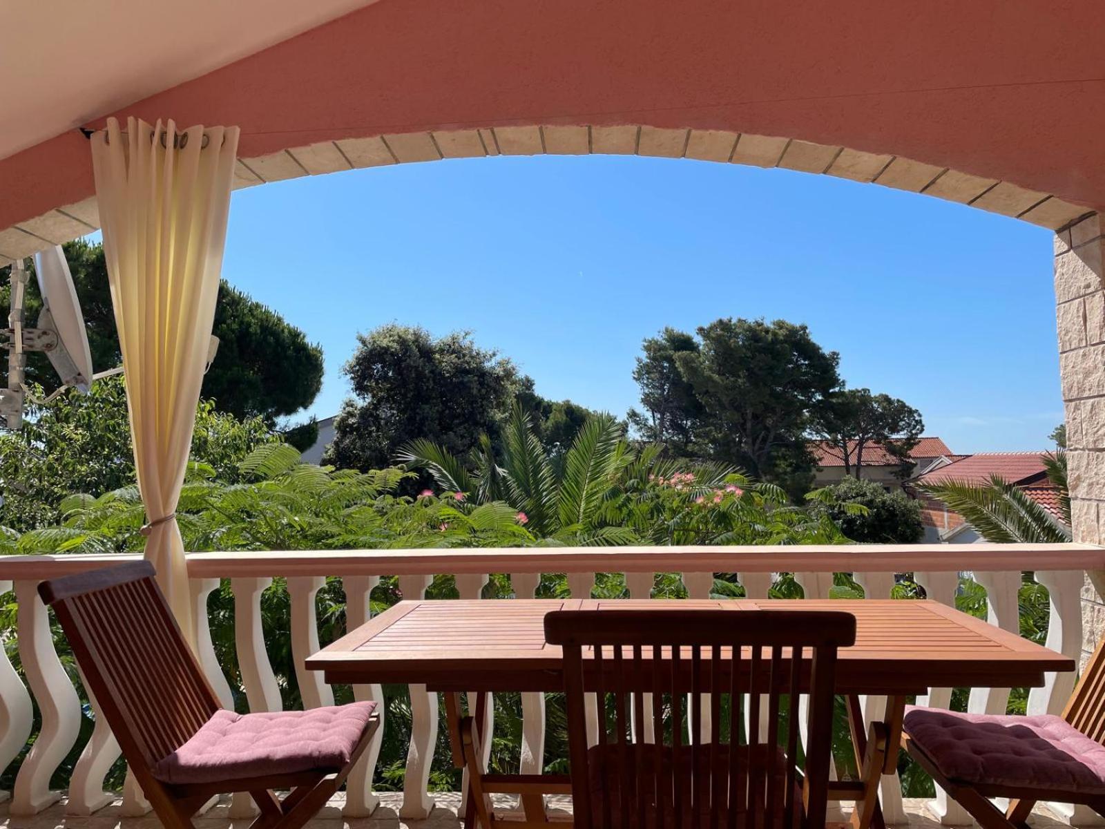 Apartmani kod Lovrića