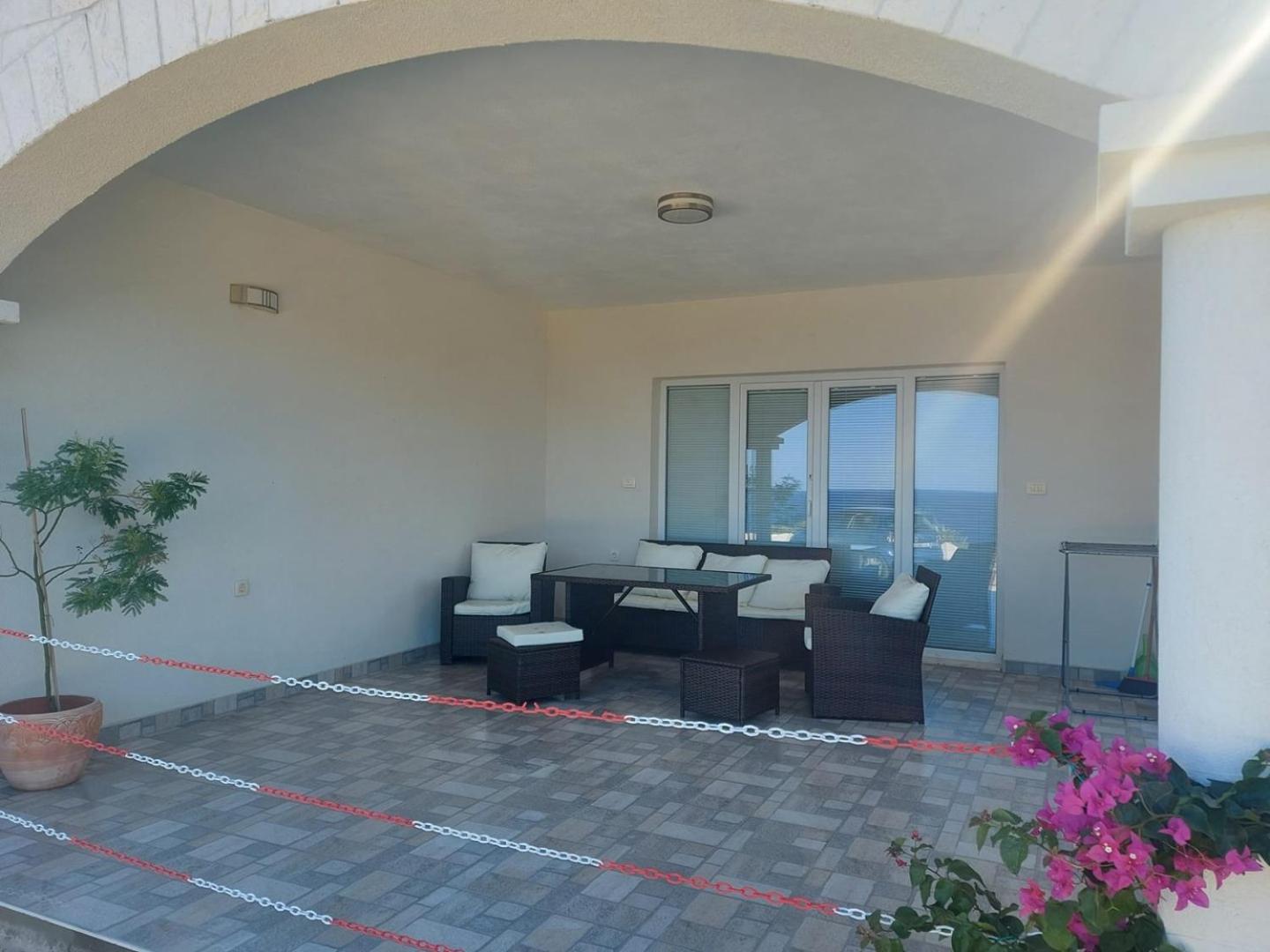 APARTMANI BELVEDERE BILO view 2