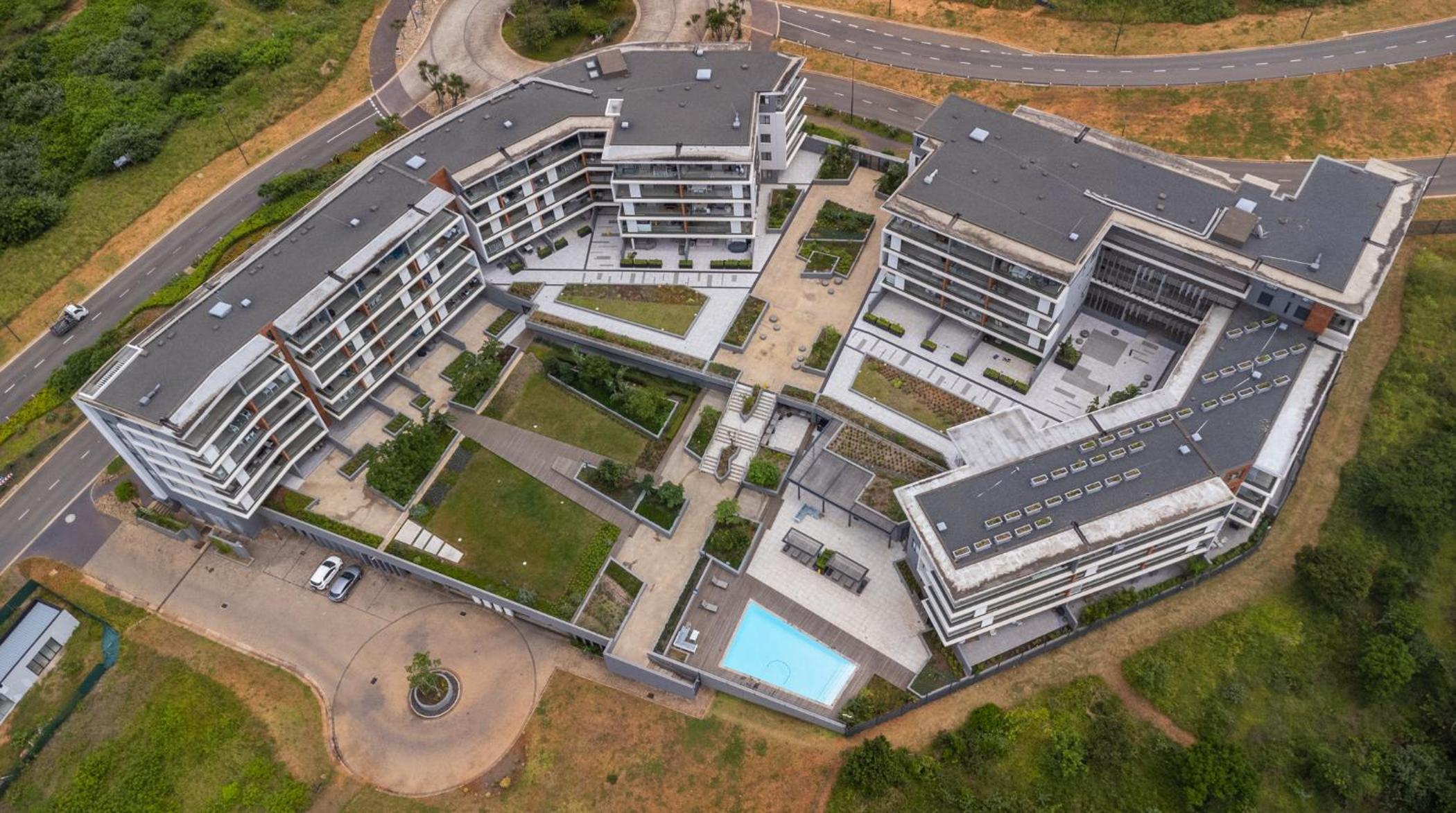 Modern Ground Floor Studio Apartment view 5
