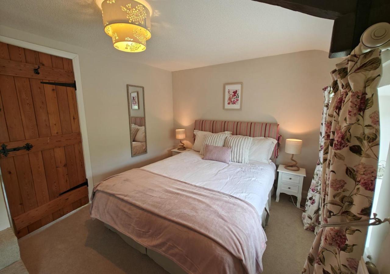 3 Bed in Horsehouse oc-e29610