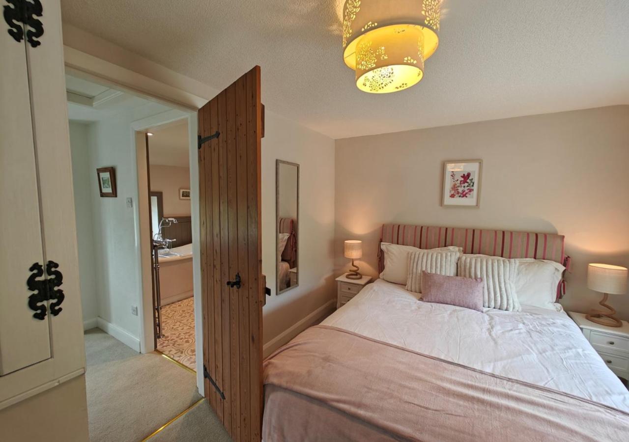 3 Bed in Horsehouse oc-e29610