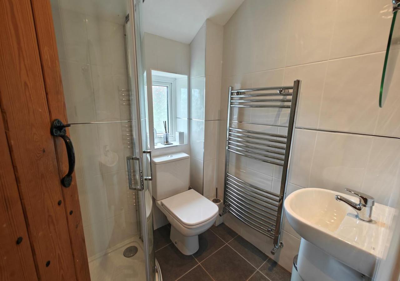 3 Bed in Horsehouse oc-e29610