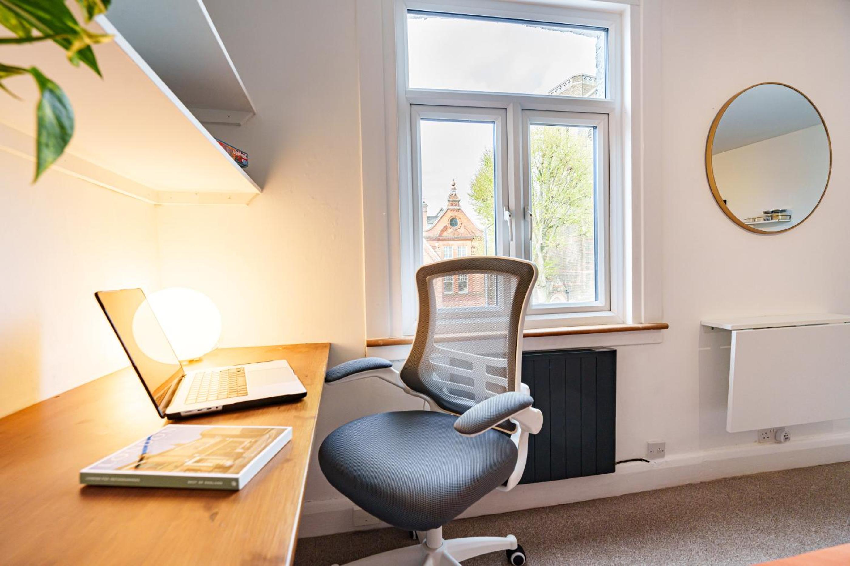 Stylish & Spacious Peckham Flat view 4