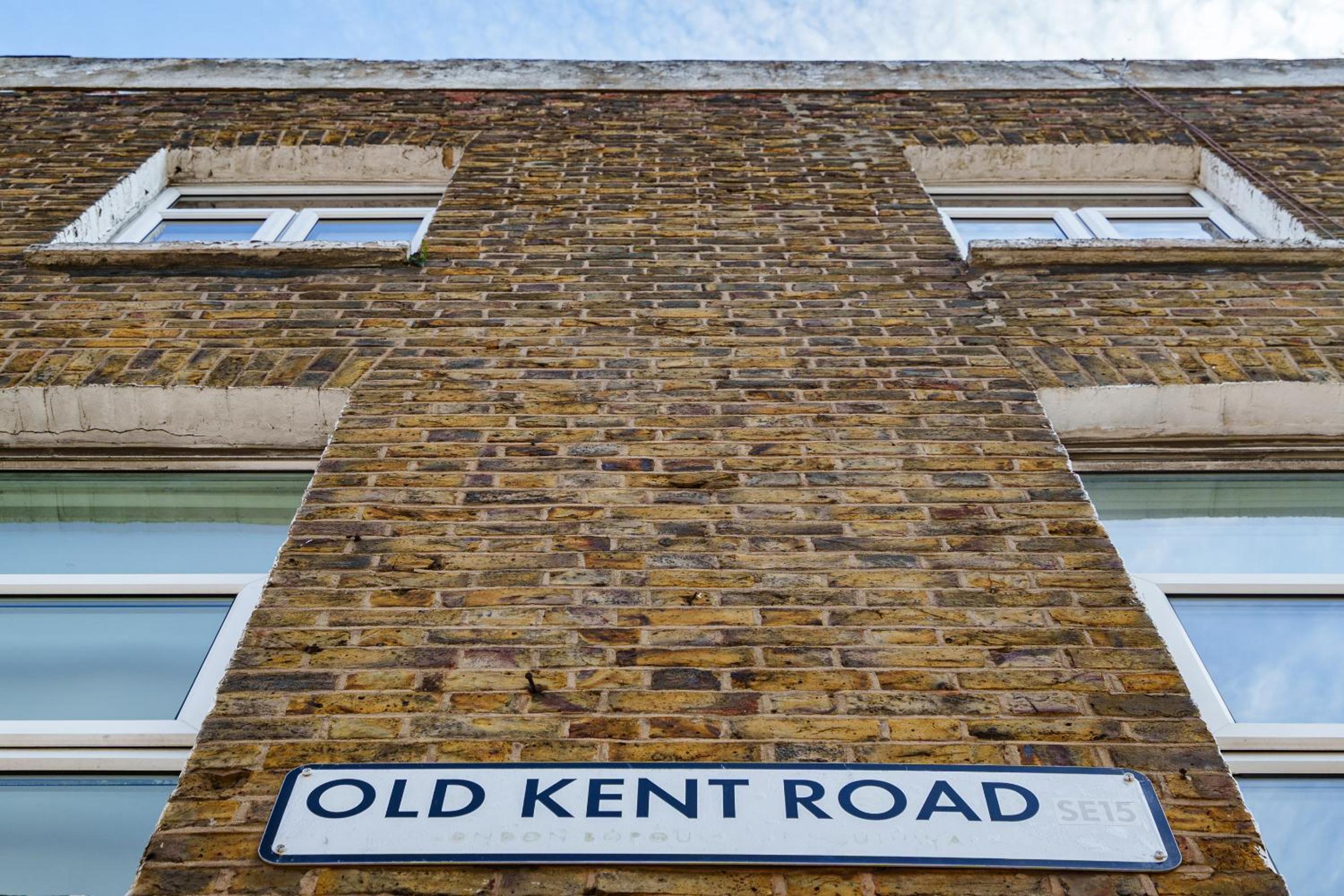 Stylish & Spacious Peckham Flat view 5