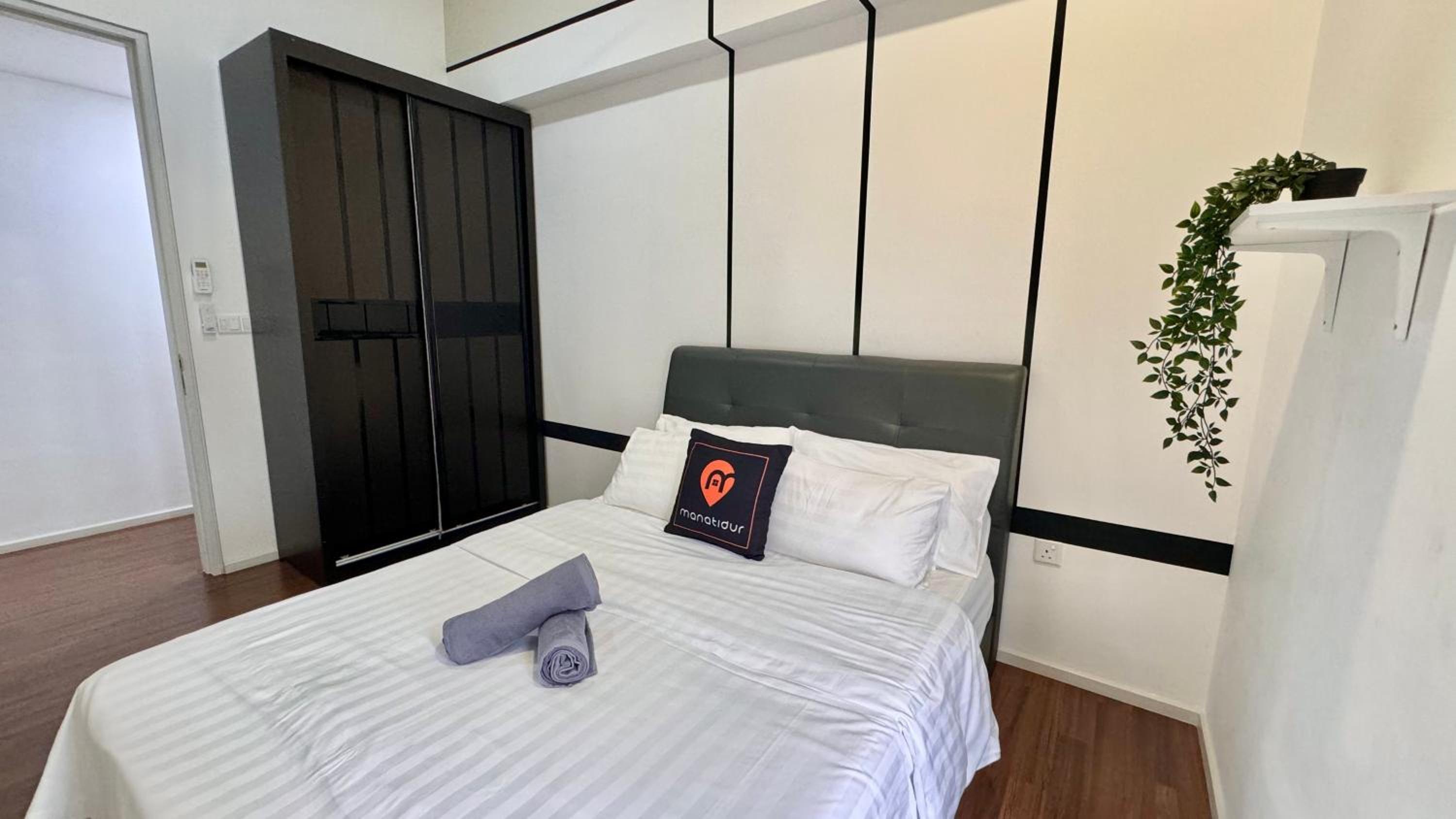 UNA Serviced Apartment by manatidur